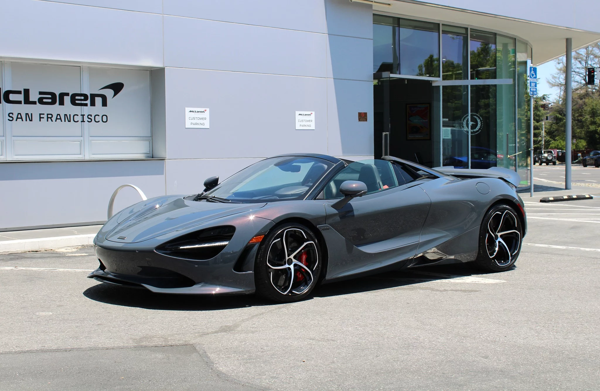 Lava Grey McLaren 750S