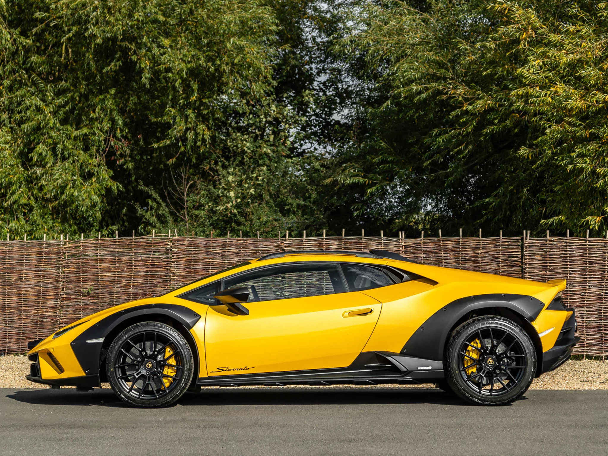 Giallo Inti Lamborghini Huracán