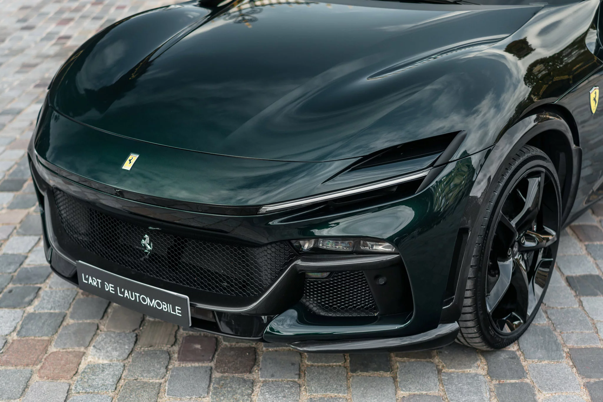 Verde Zeltweg Ferrari Purosangue