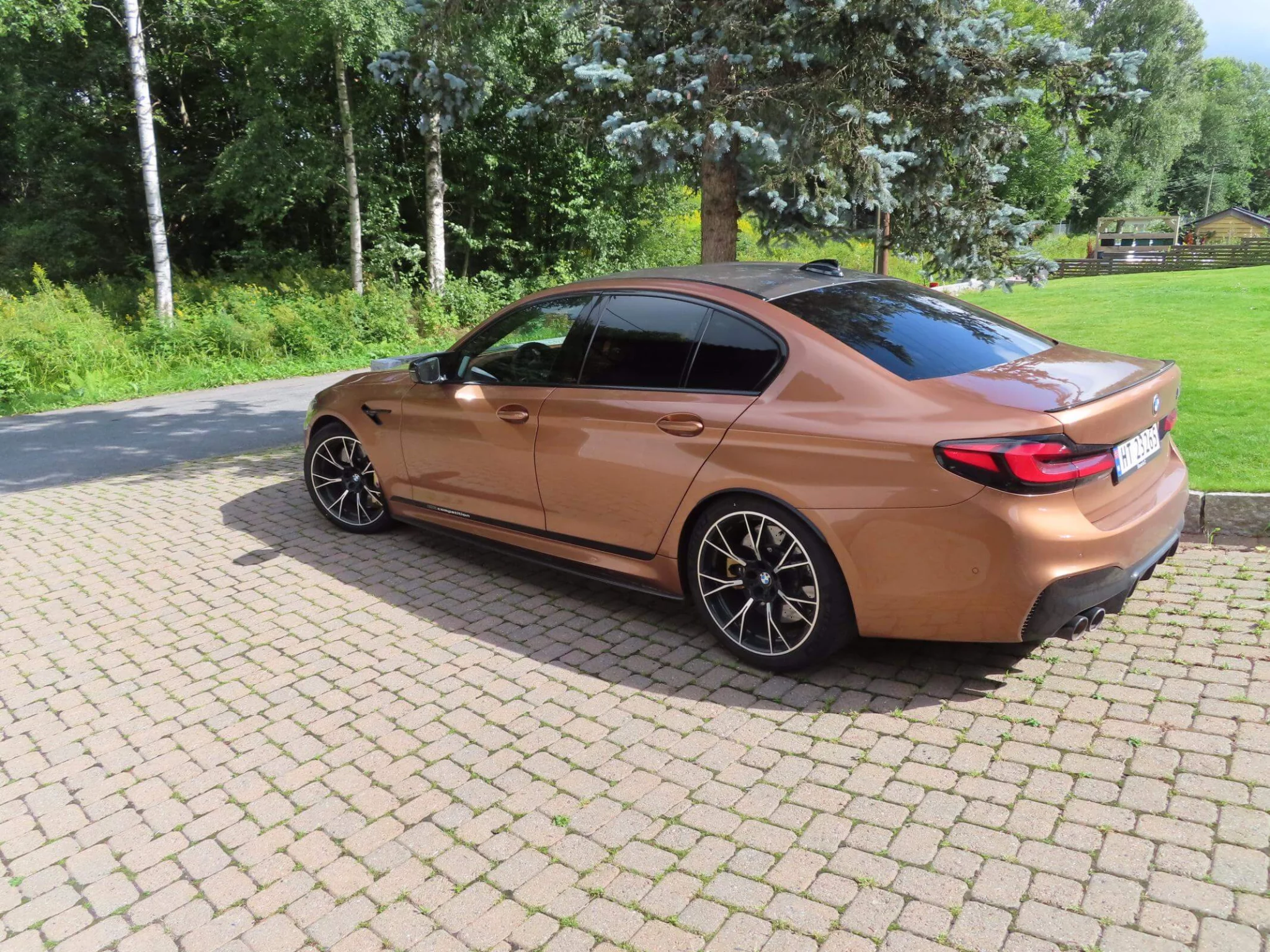 Zanzibar II BMW M5