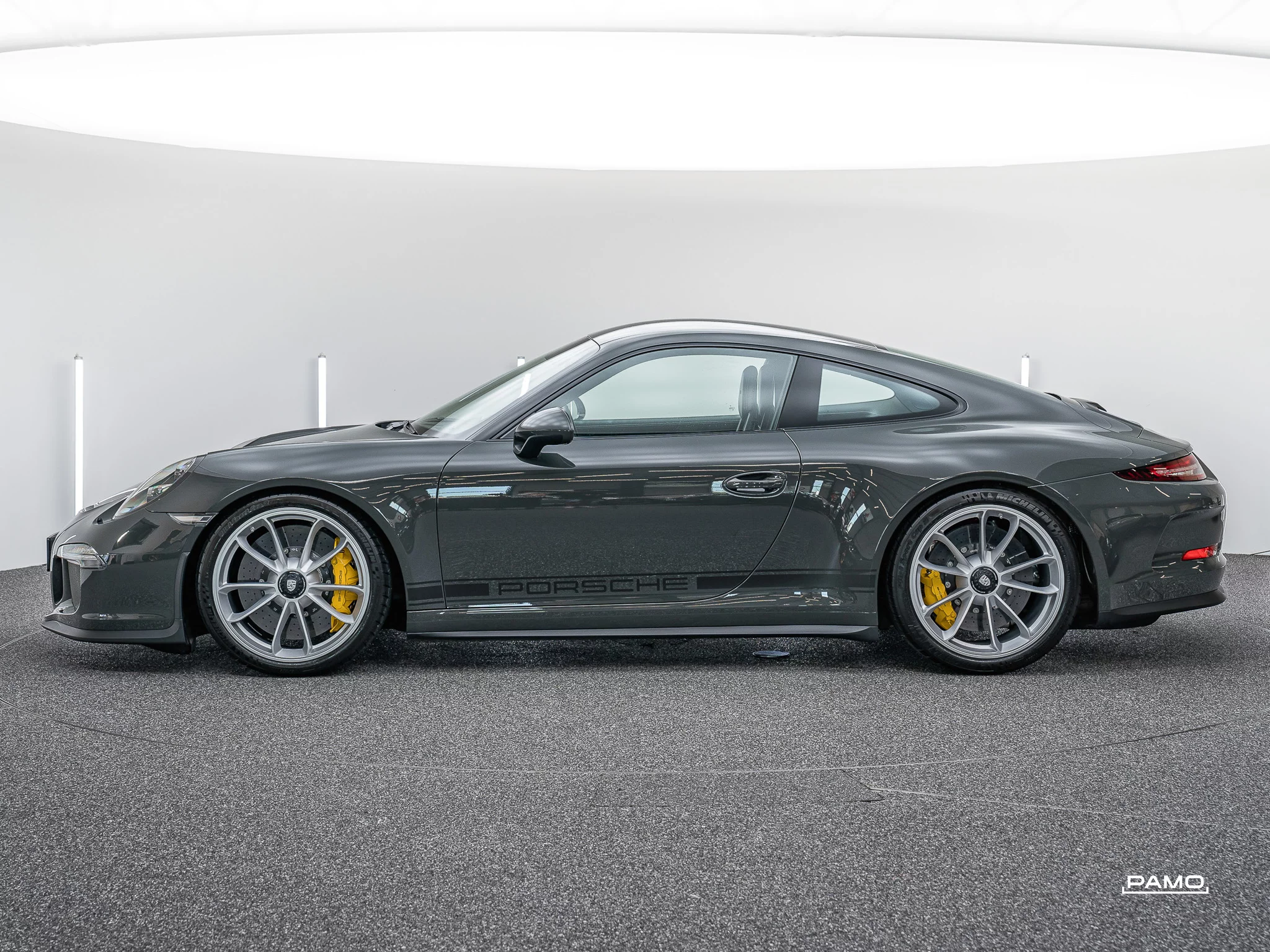 Slate Grey Porsche 911 R