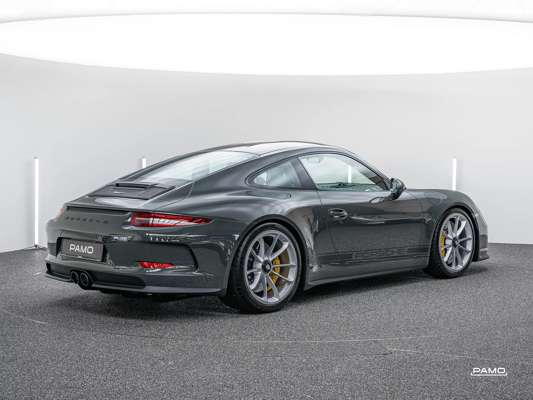 Slate Grey Porsche 911 R