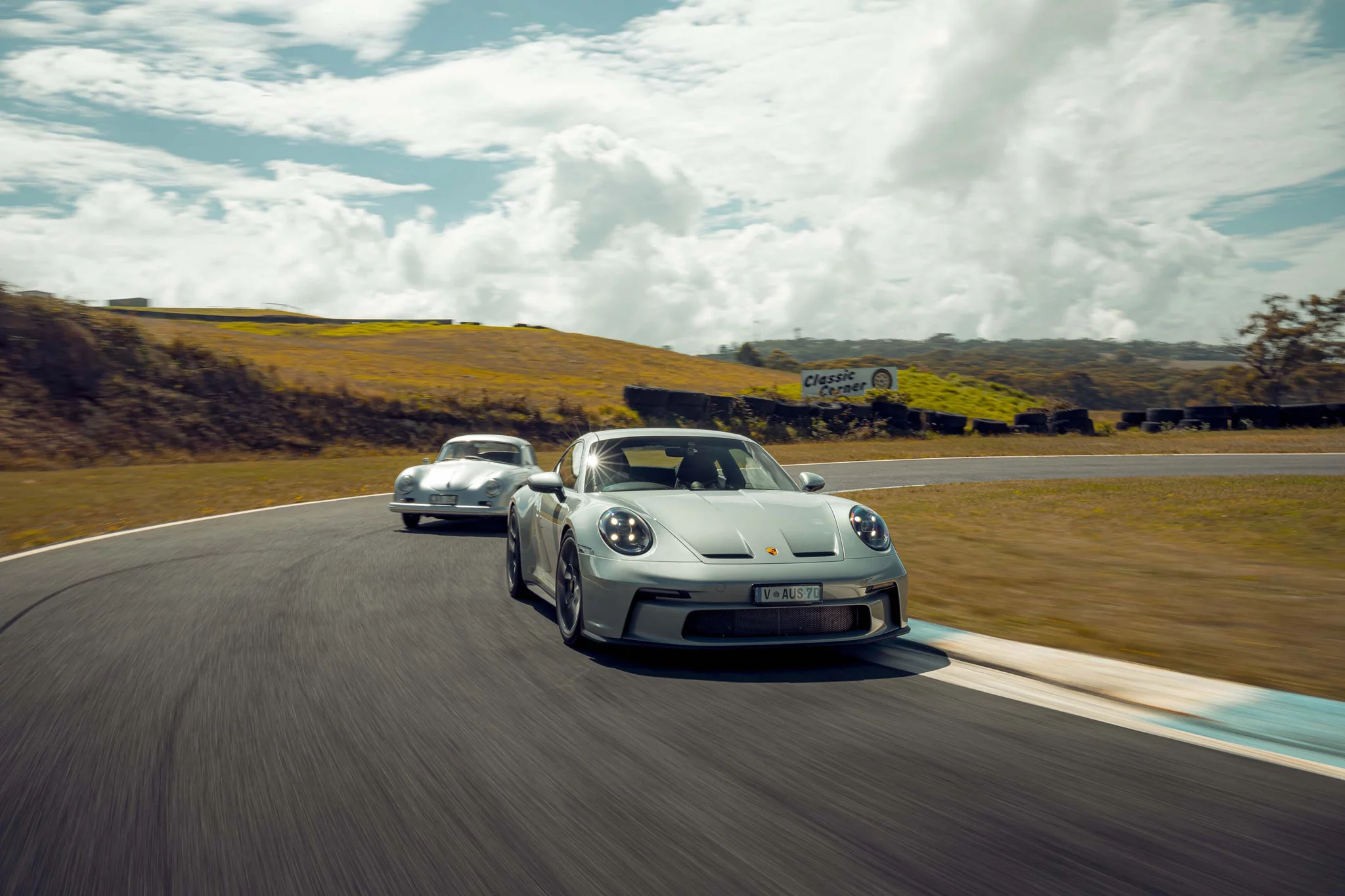 Fish Silver Grey Metallic Porsche 911 GT3