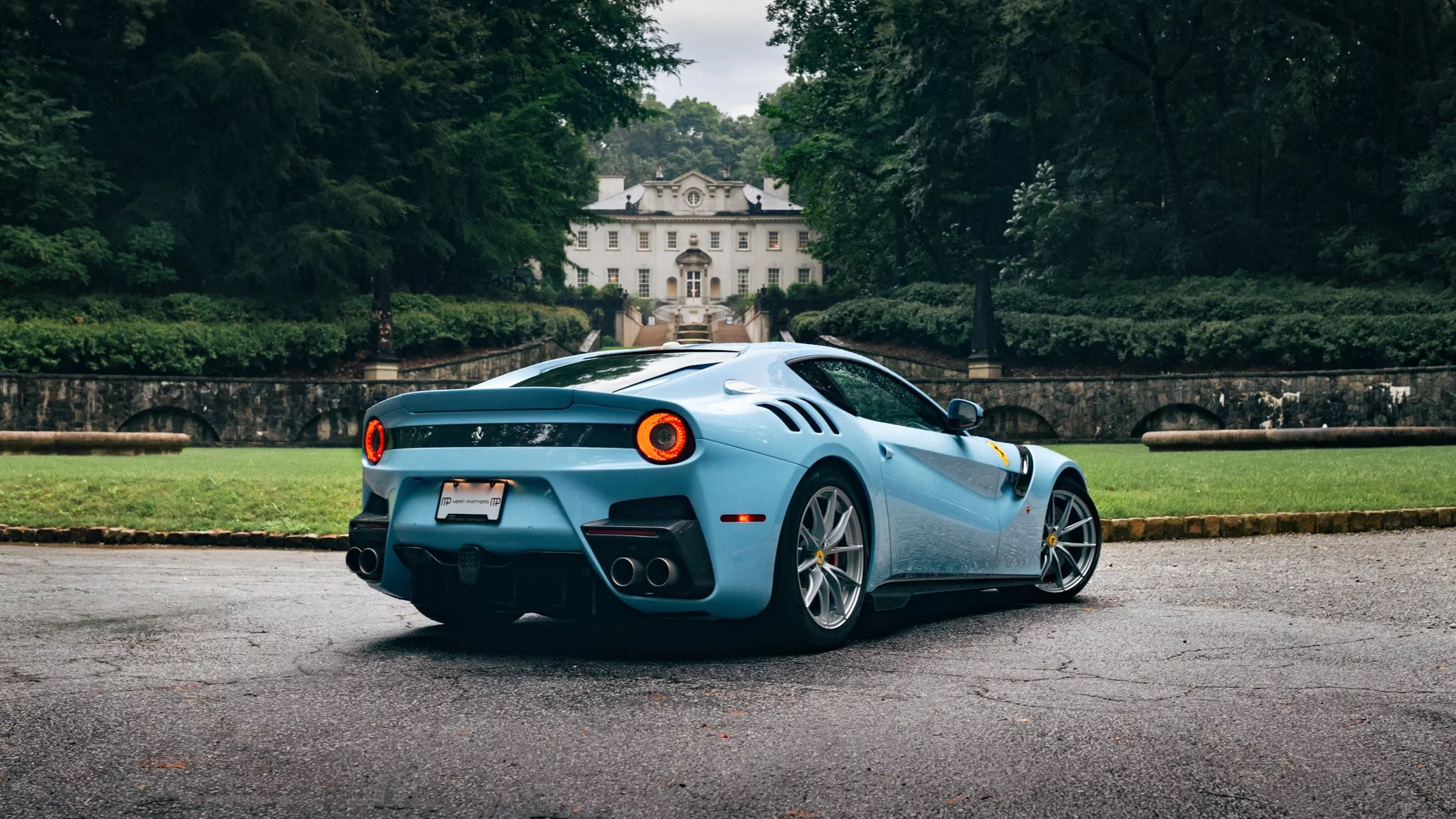 Azzurro La Plata Ferrari F12