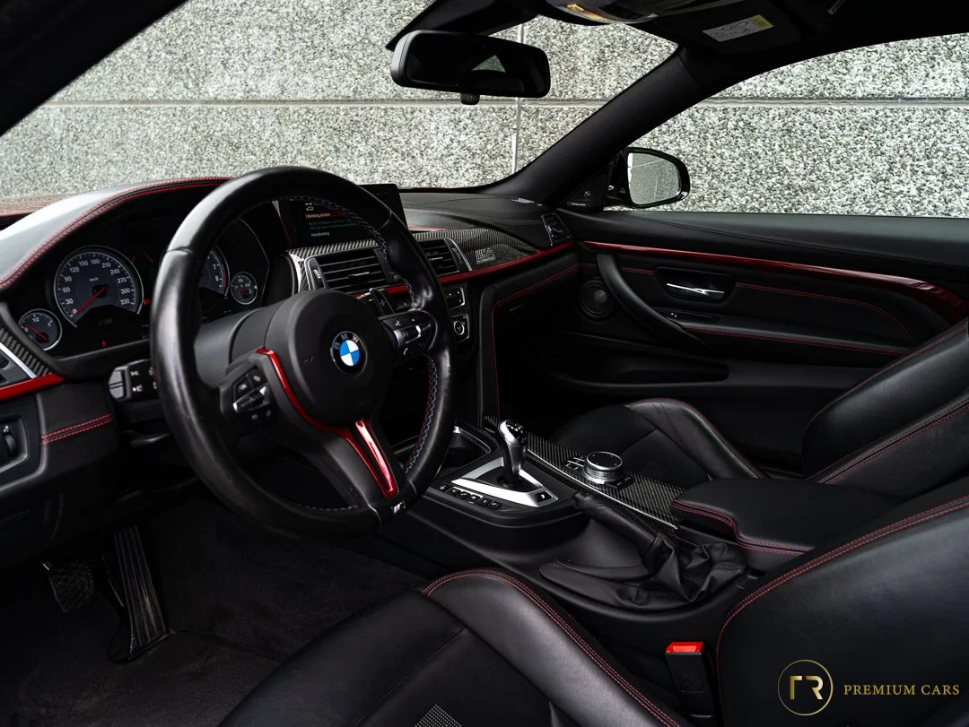Ruby Red II BMW M4