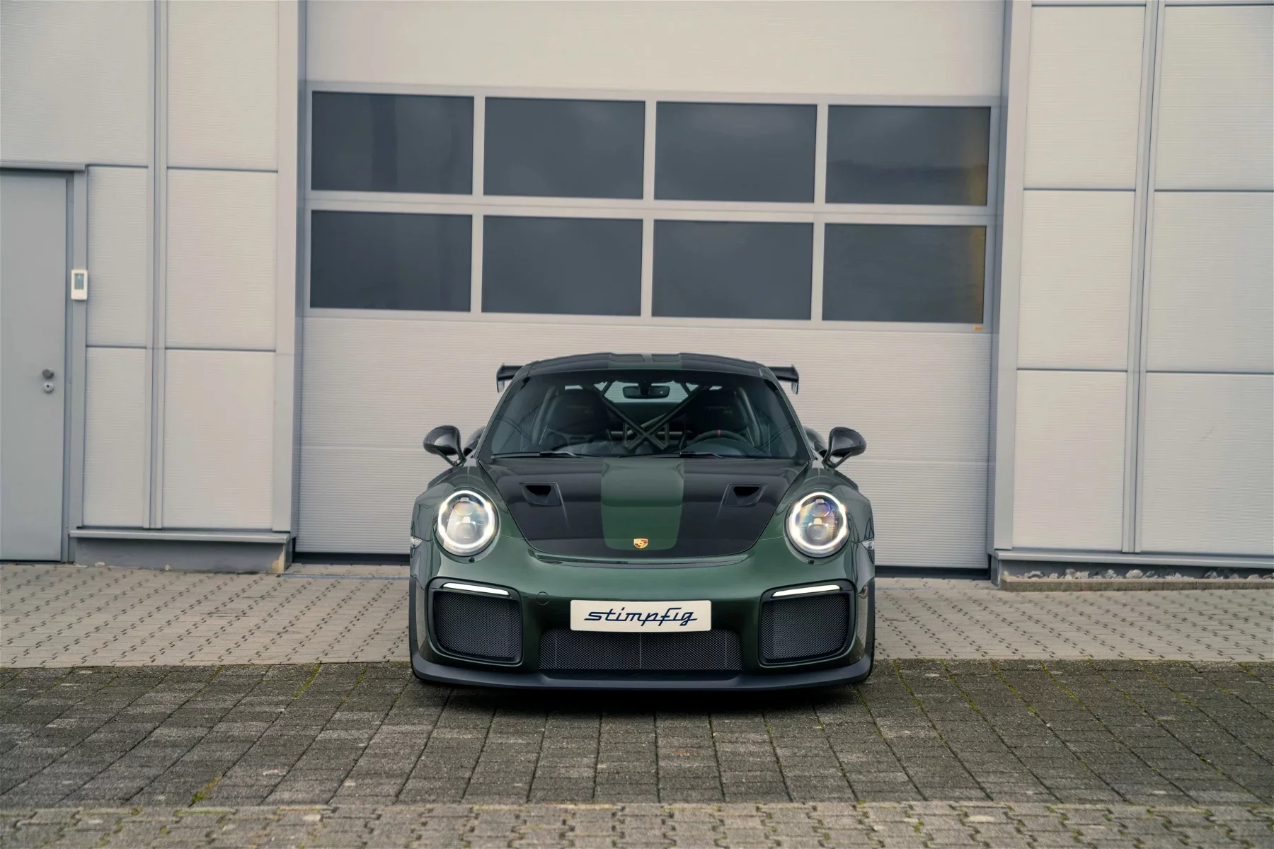 Oak Green Metallic Porsche 911 GT2 RS