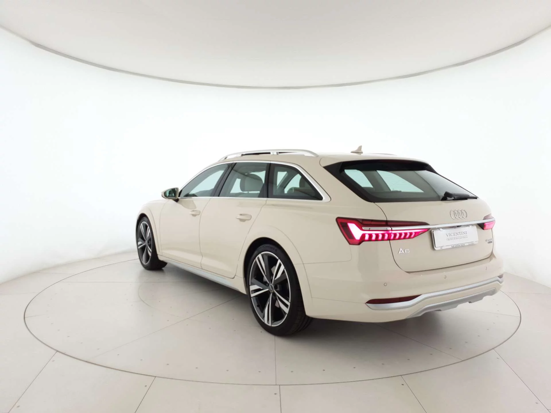 Magnolia Audi A6