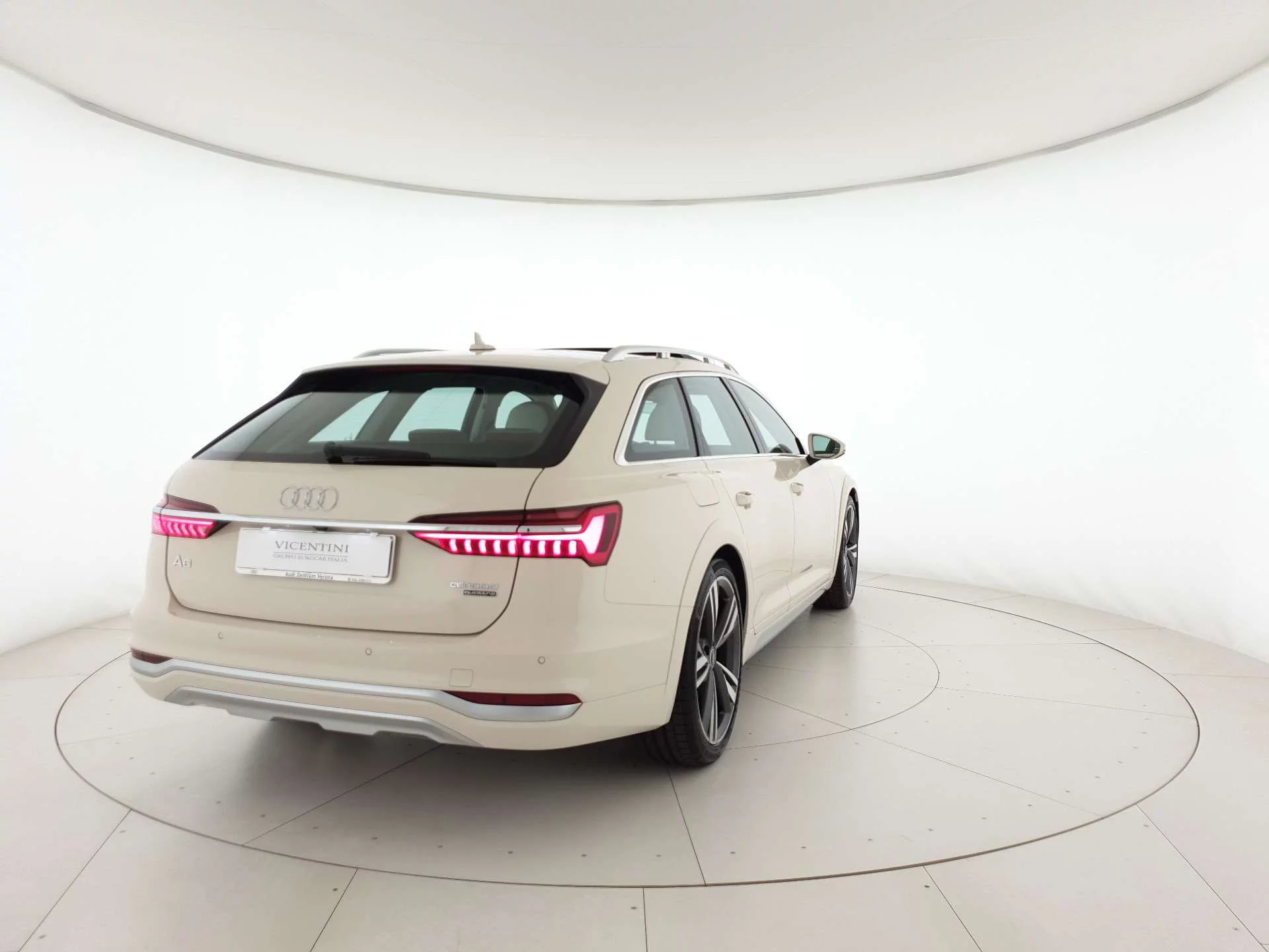 Magnolia Audi A6