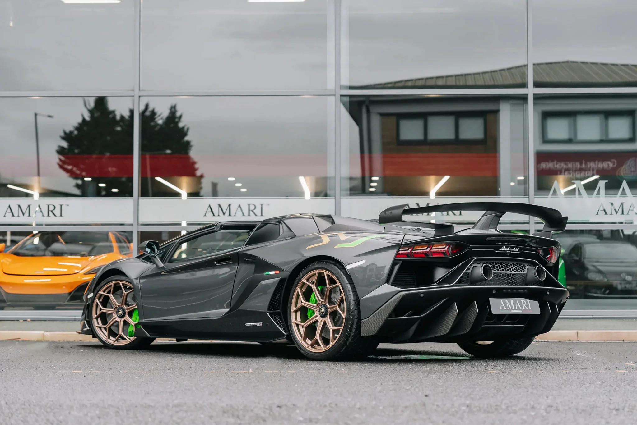 Grigio Lynx Lamborghini Aventador