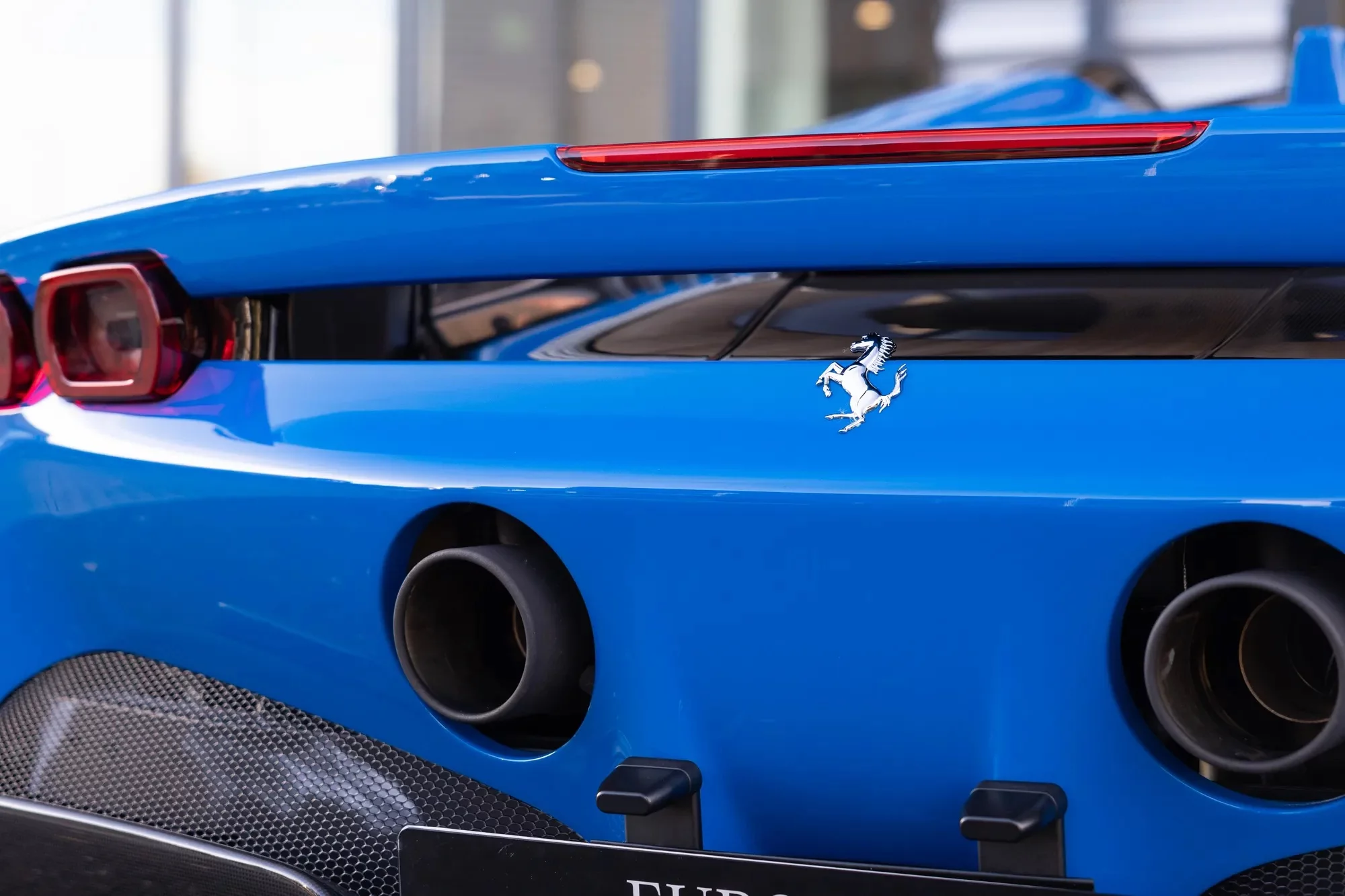 Azzurro Dino Ferrari SF90