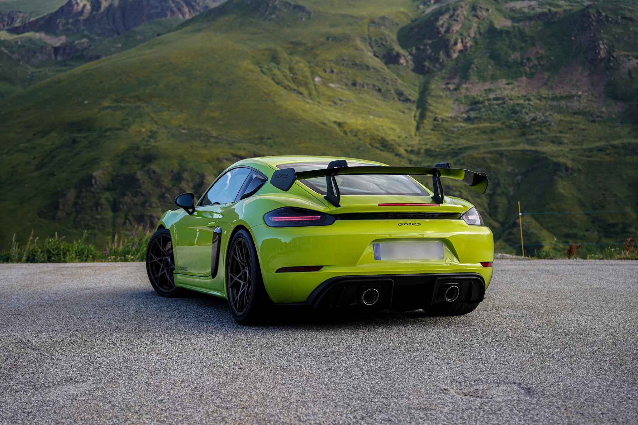 Acid Green Porsche 718 Cayman GT4 RS