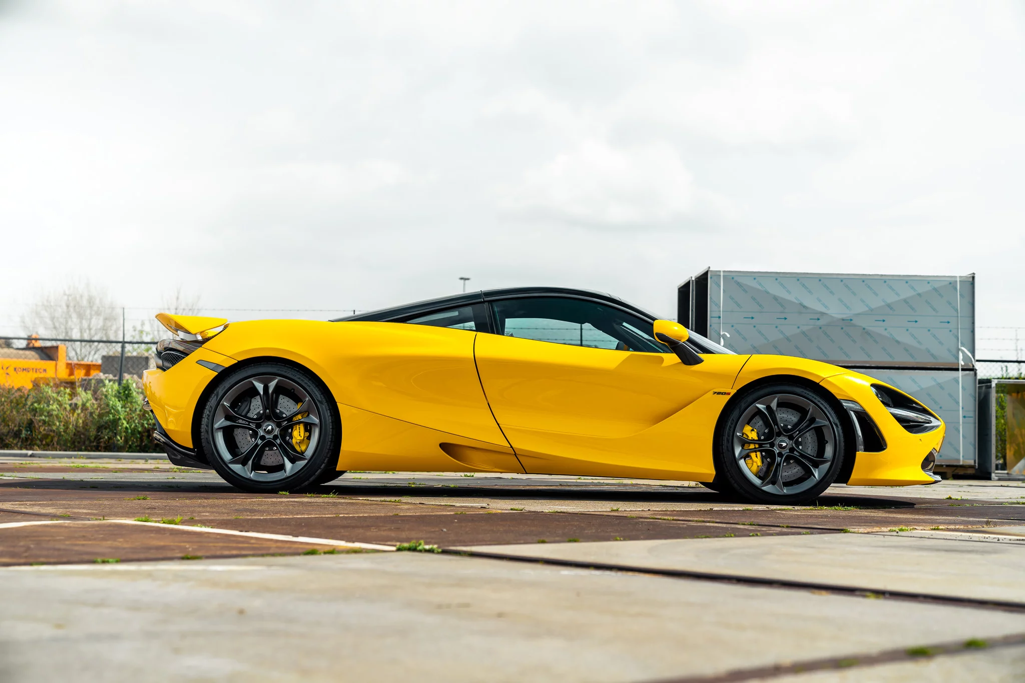 Volcano Yellow McLaren 720S