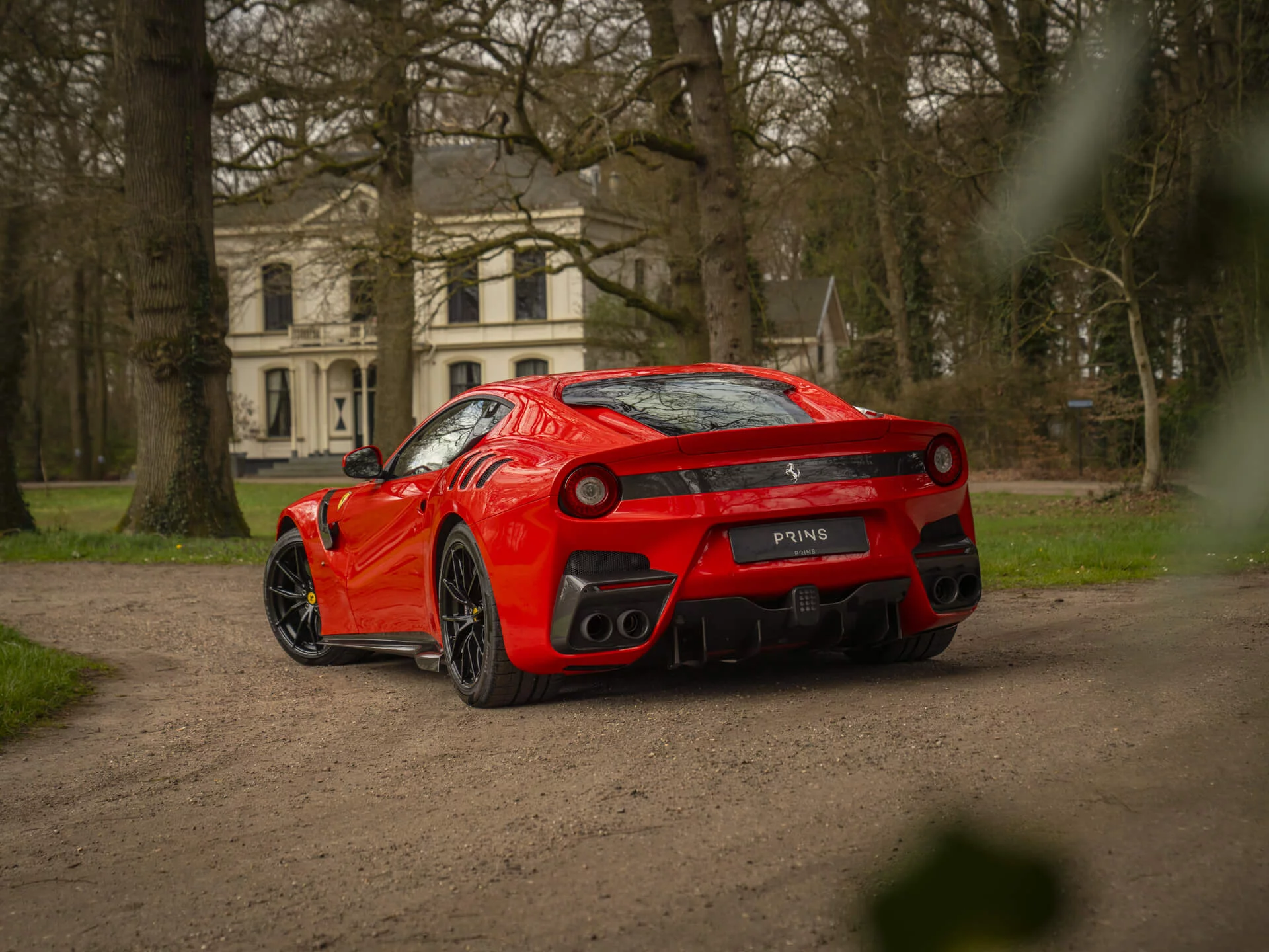 Rosso Scuderia Ferrari F12