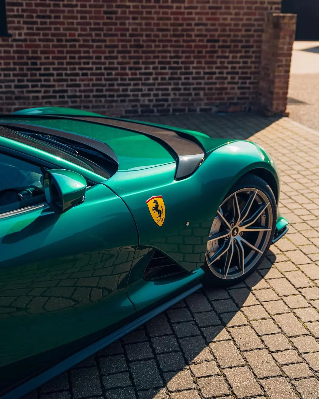 Verde Pino Ferrari 812