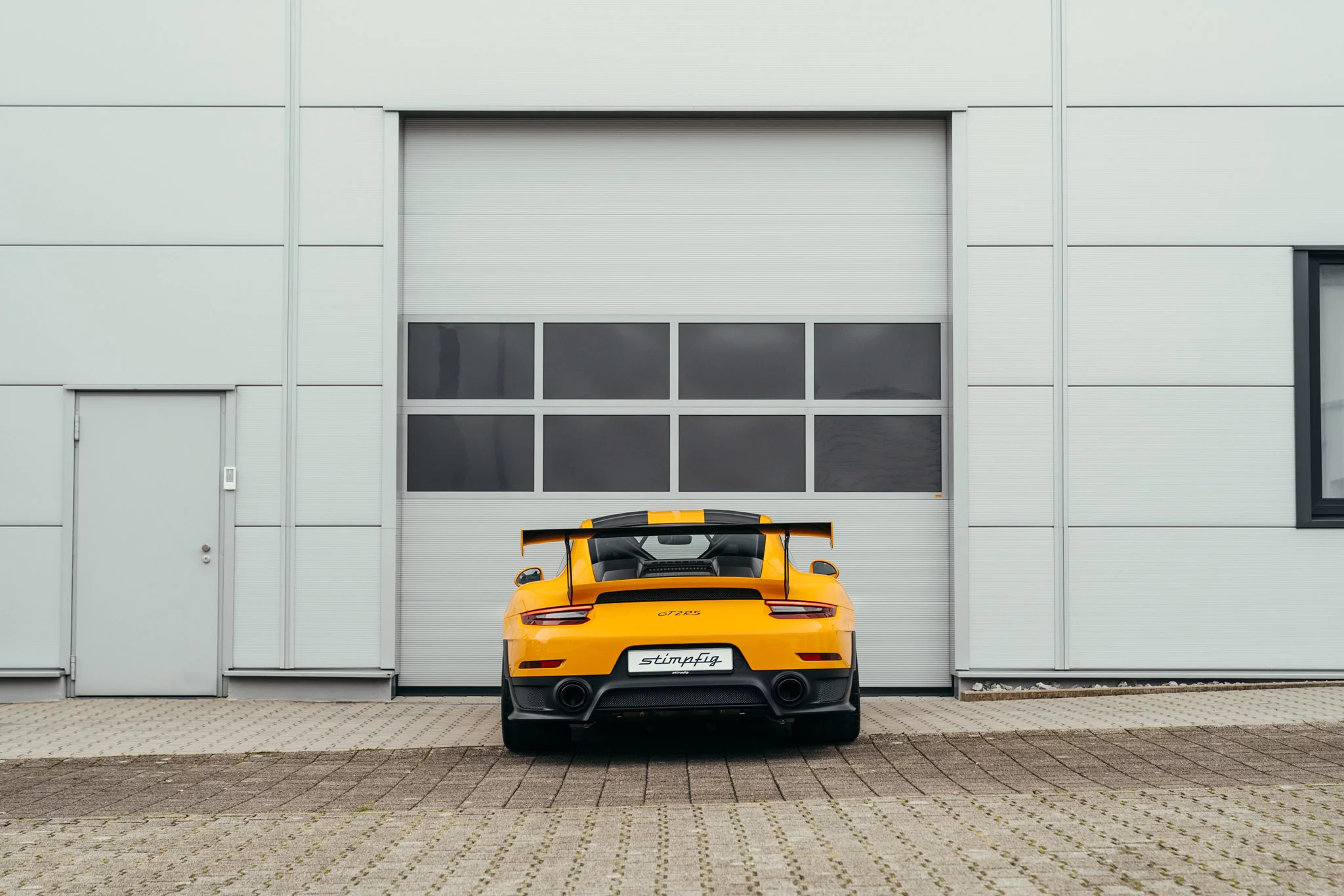 Signal Yellow Porsche 911 GT2 RS
