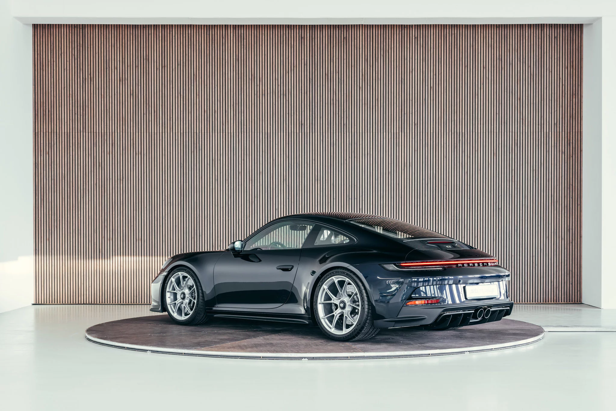 Moonlight Blue Metallic Porsche 911 GT3