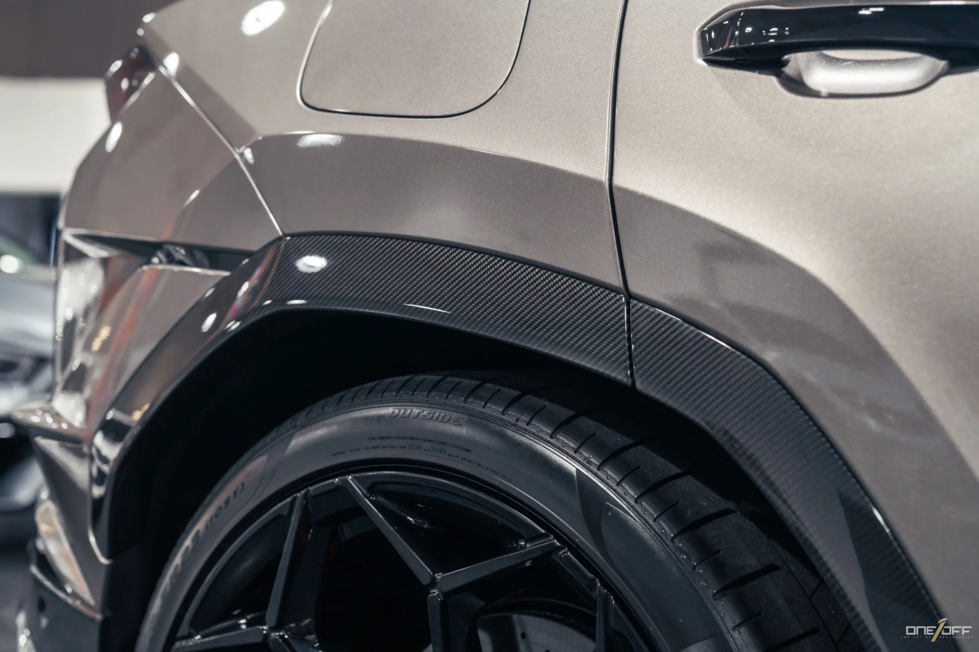 Grigio Antares Lamborghini Urus