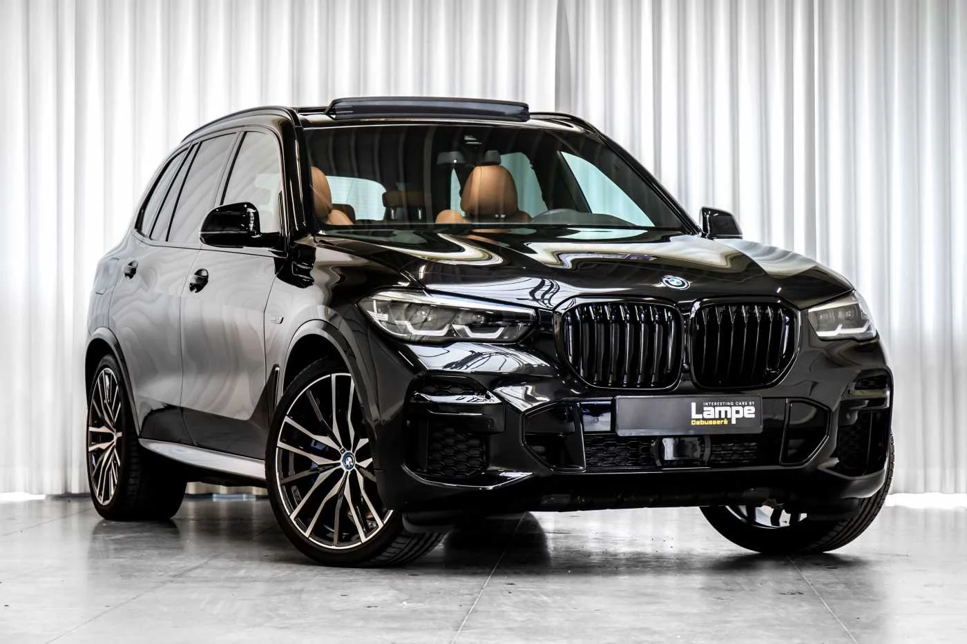 Sapphire Black BMW X5