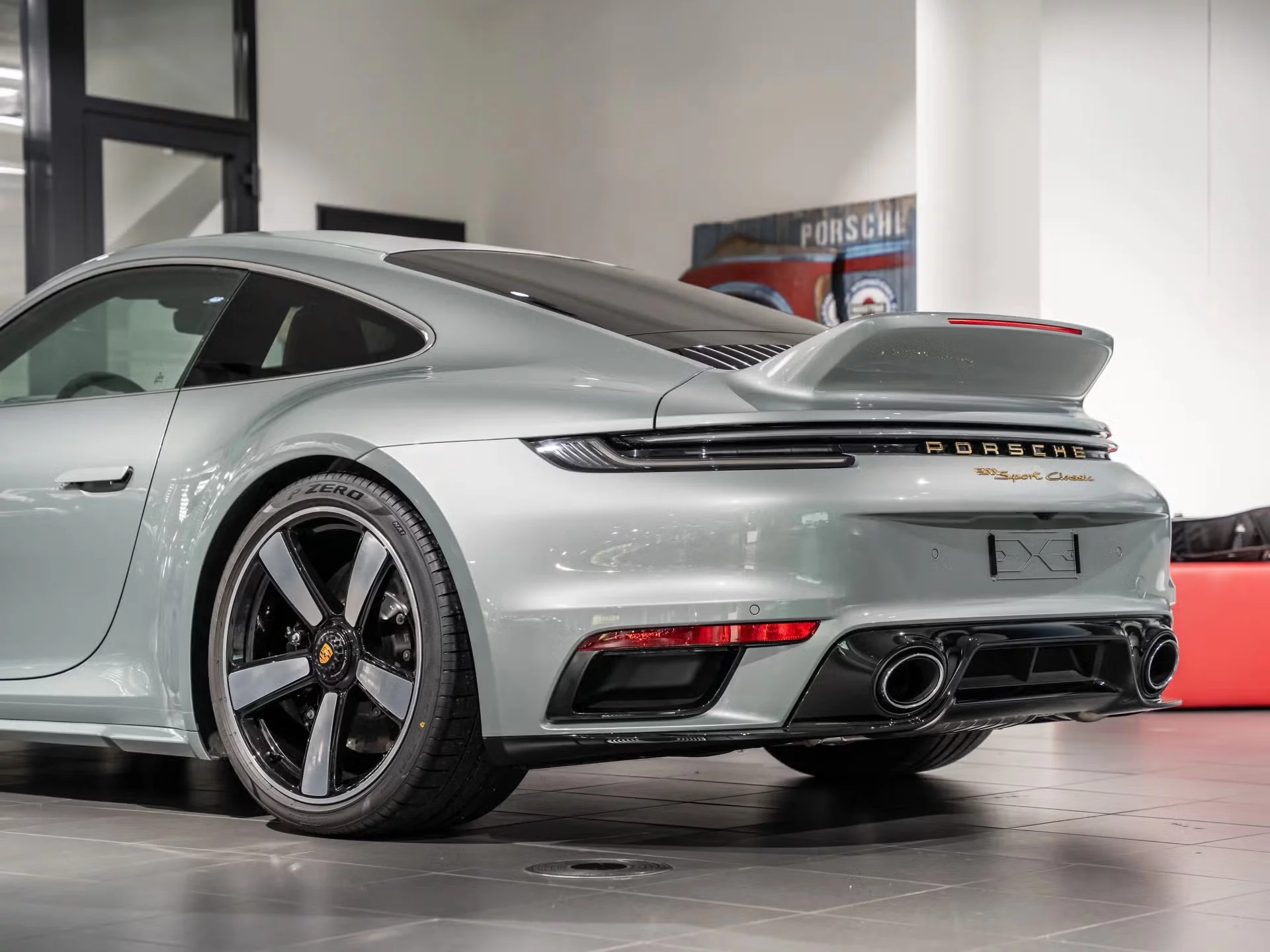 Fish Silver Grey Metallic Porsche 911 Sport Classic