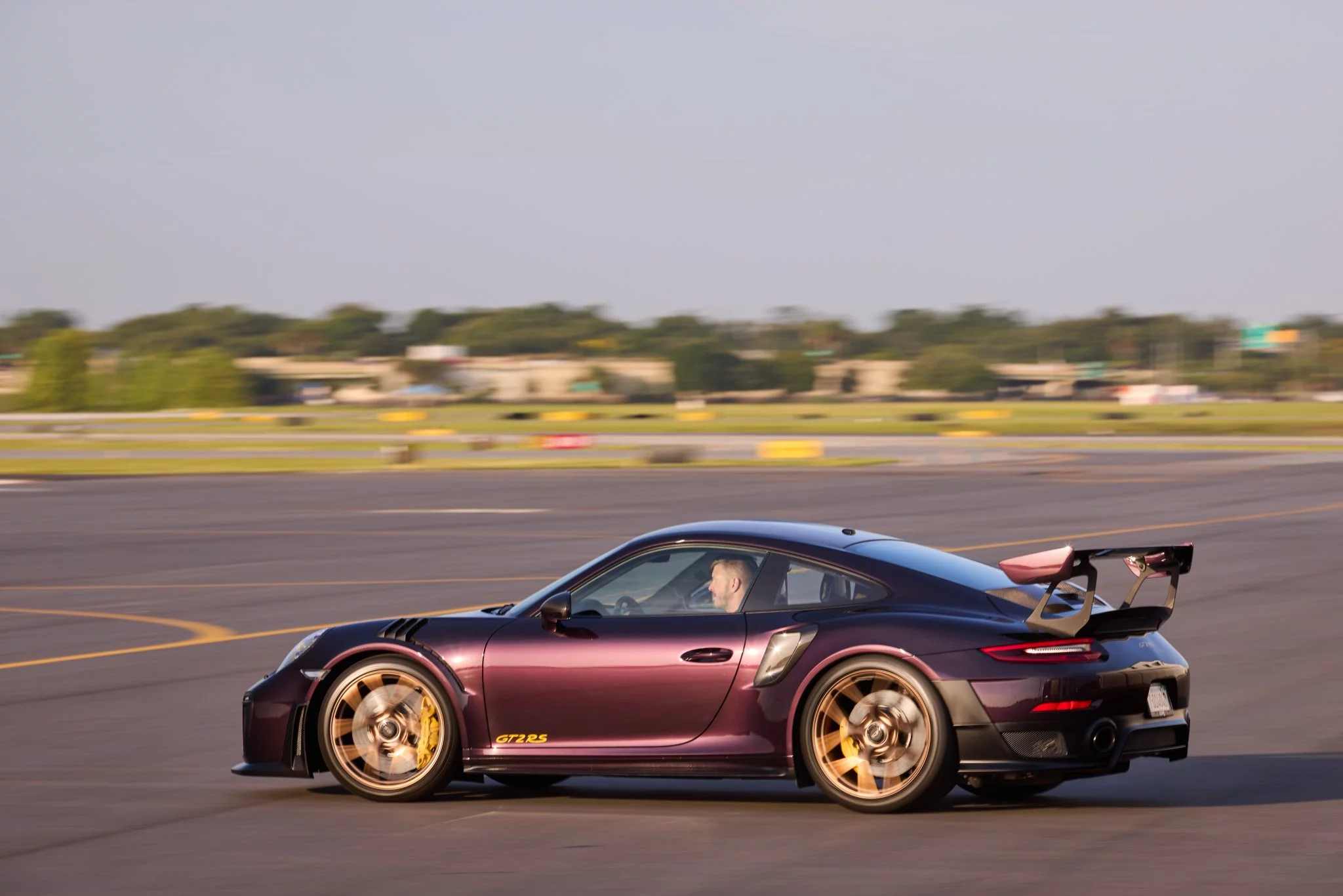 Amethyst Metallic Porsche 911 GT2 RS