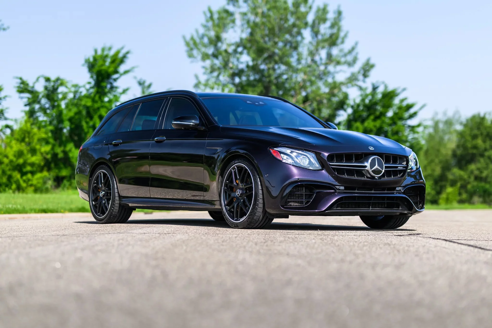 Northern Lights Violet Mercedes-AMG E 63