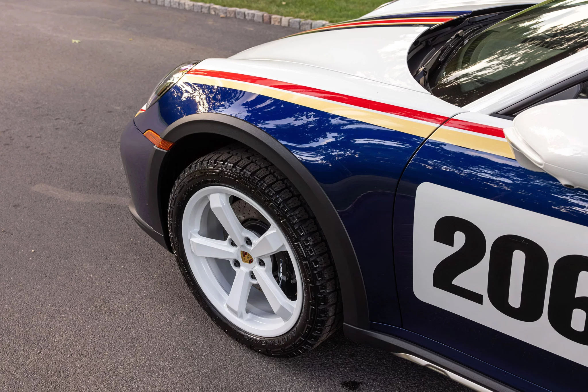 Pure White Porsche 911 Dakar
