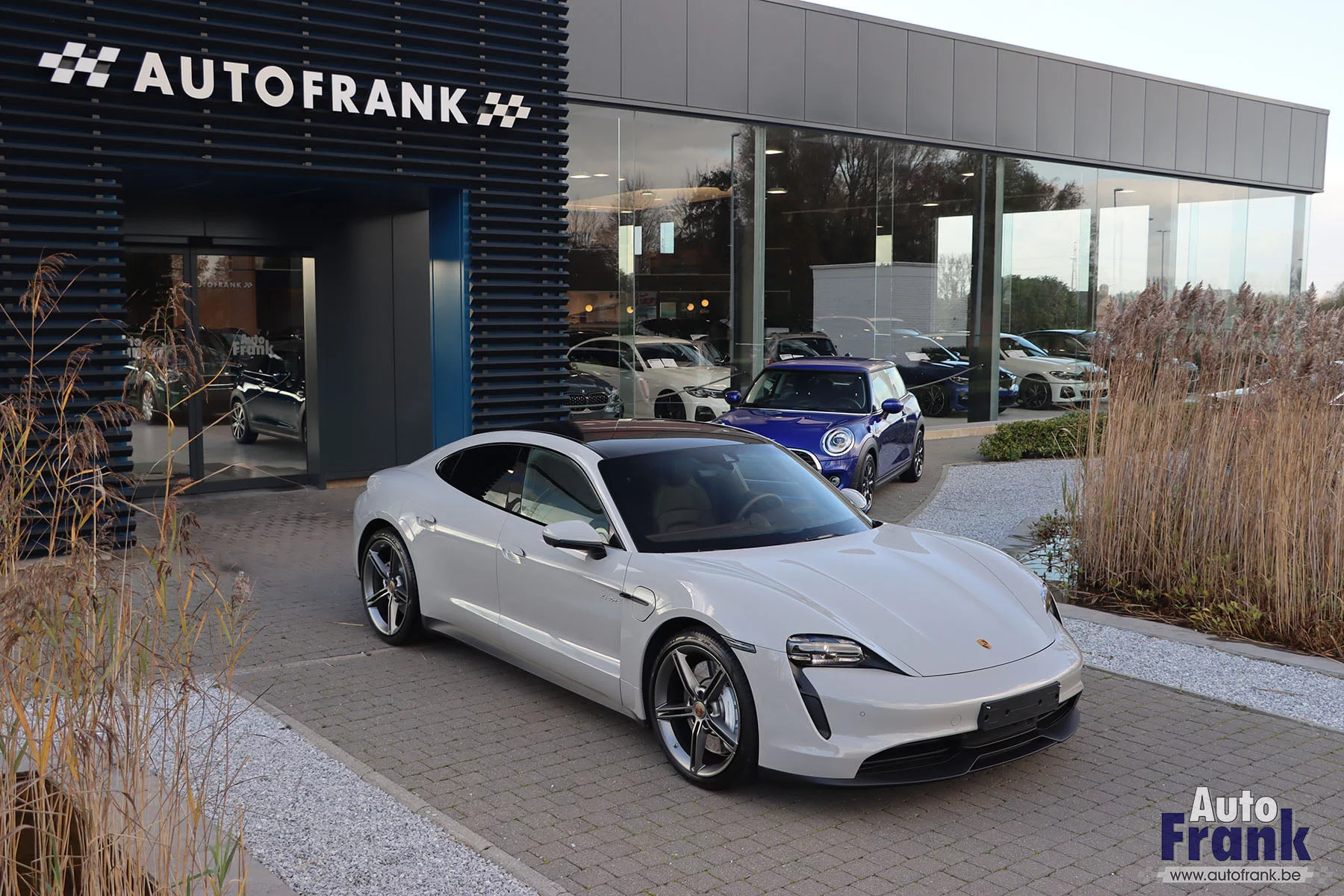 Crayon Porsche Taycan