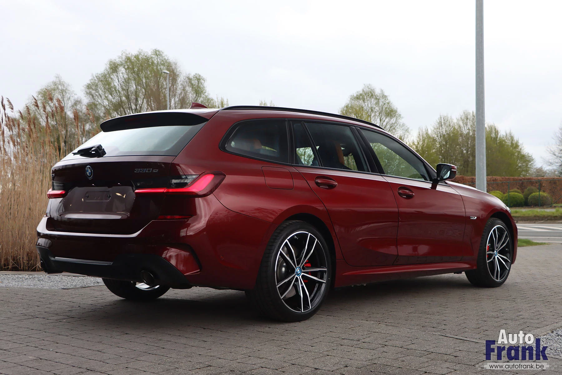 Aventurine Red III BMW 3 Series