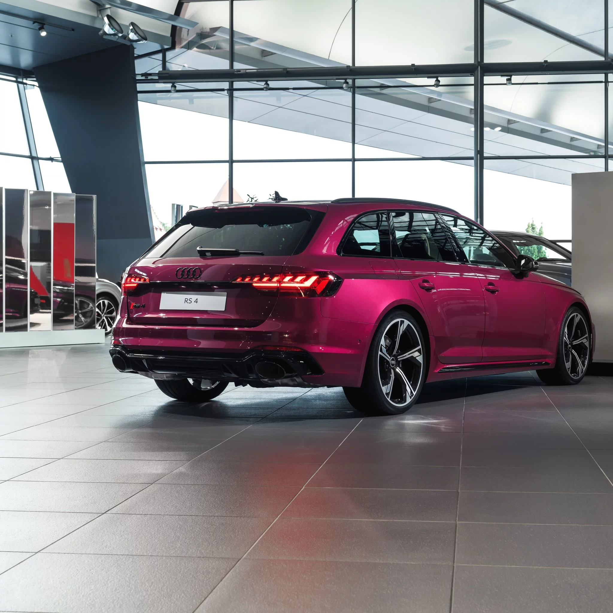 Berry Audi RS4 Avant