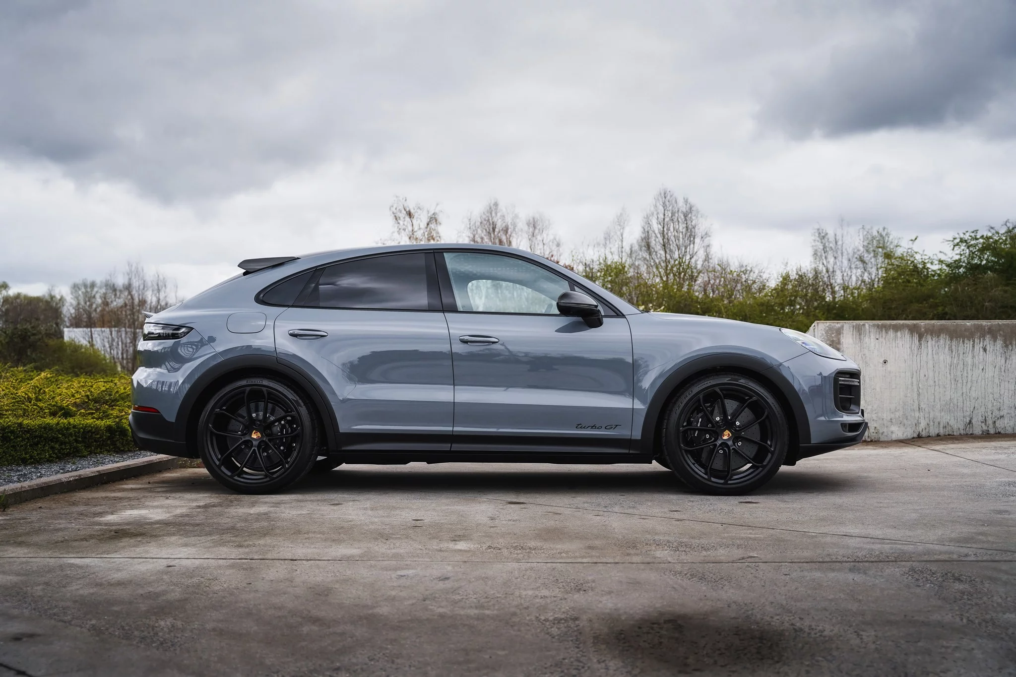 Arctic Grey Porsche Cayenne
