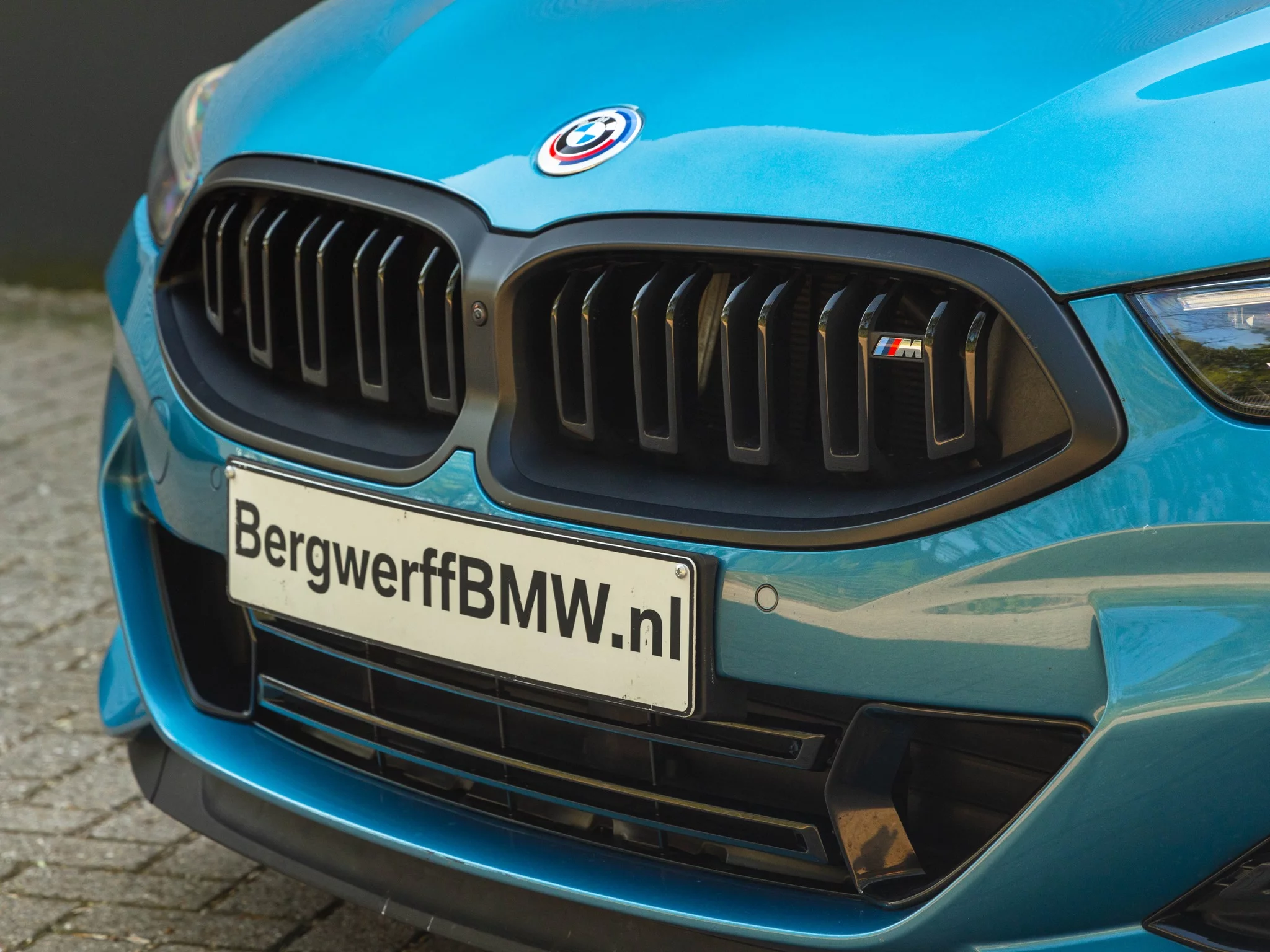 Maldives Blue II BMW 8 Series