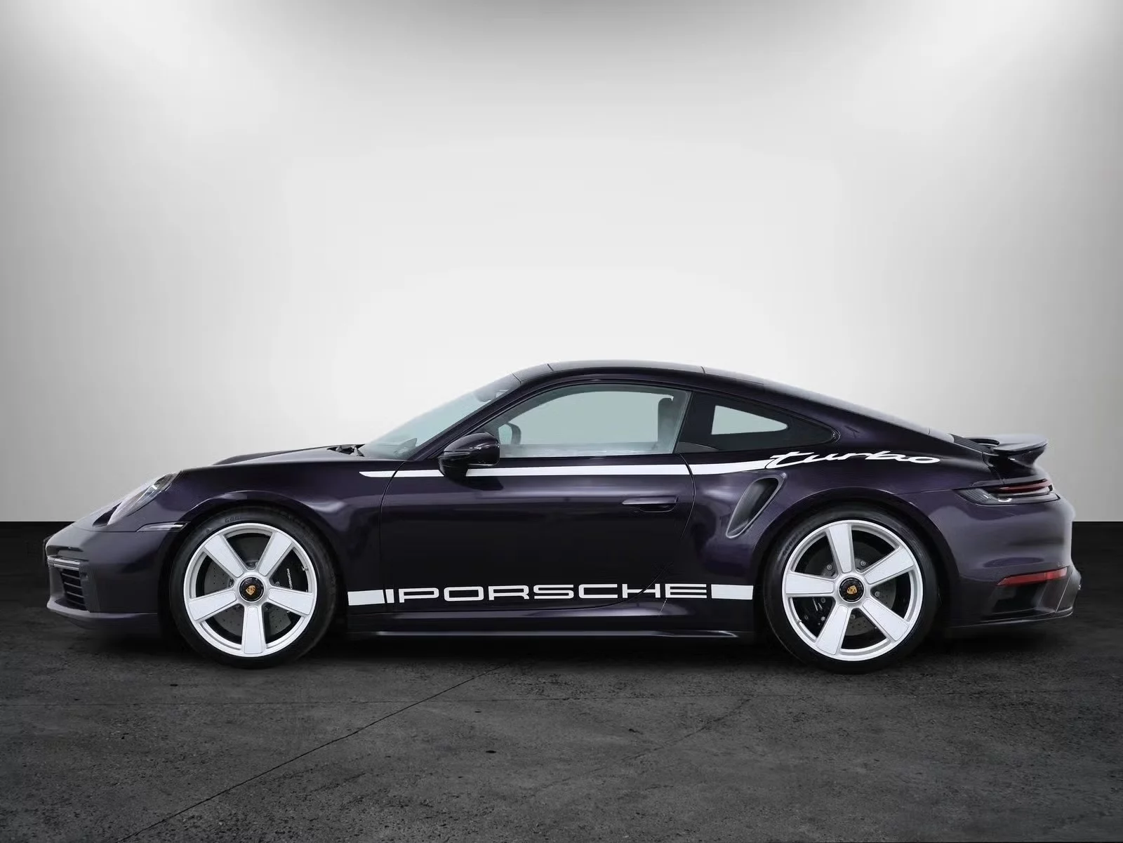 Viola Metallic Porsche 911 Turbo