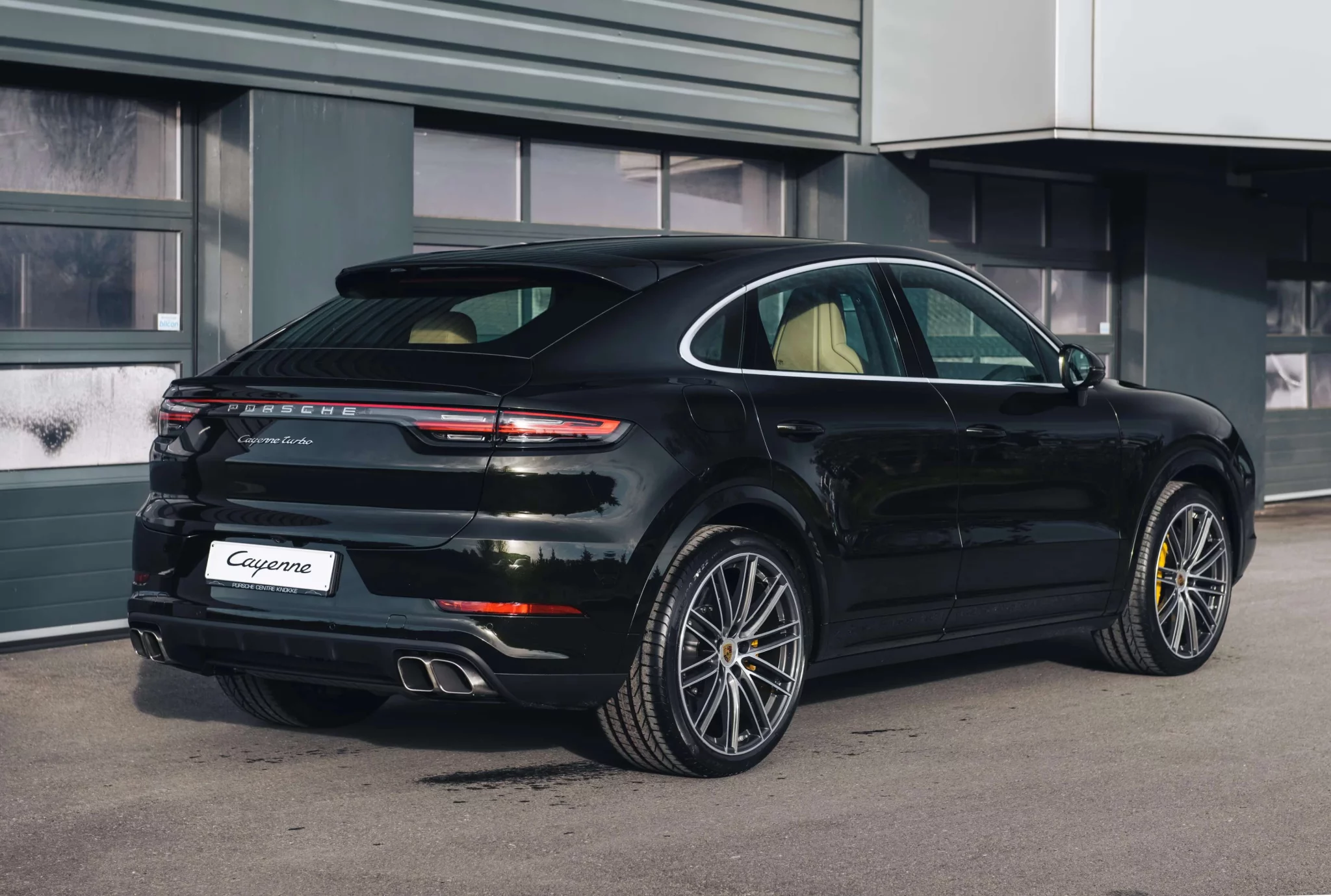 Dark Olive Metallic Porsche Cayenne