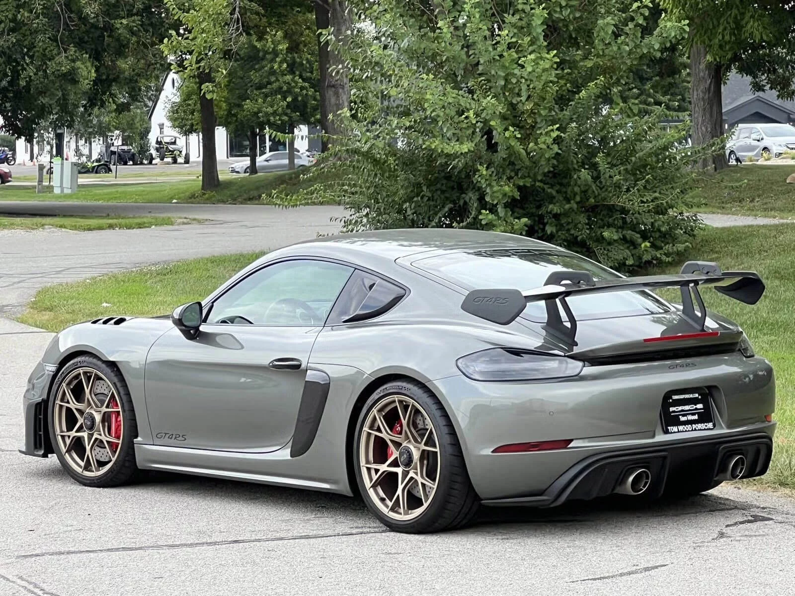 Granite Green Metallic Porsche 718 Cayman GT4 RS