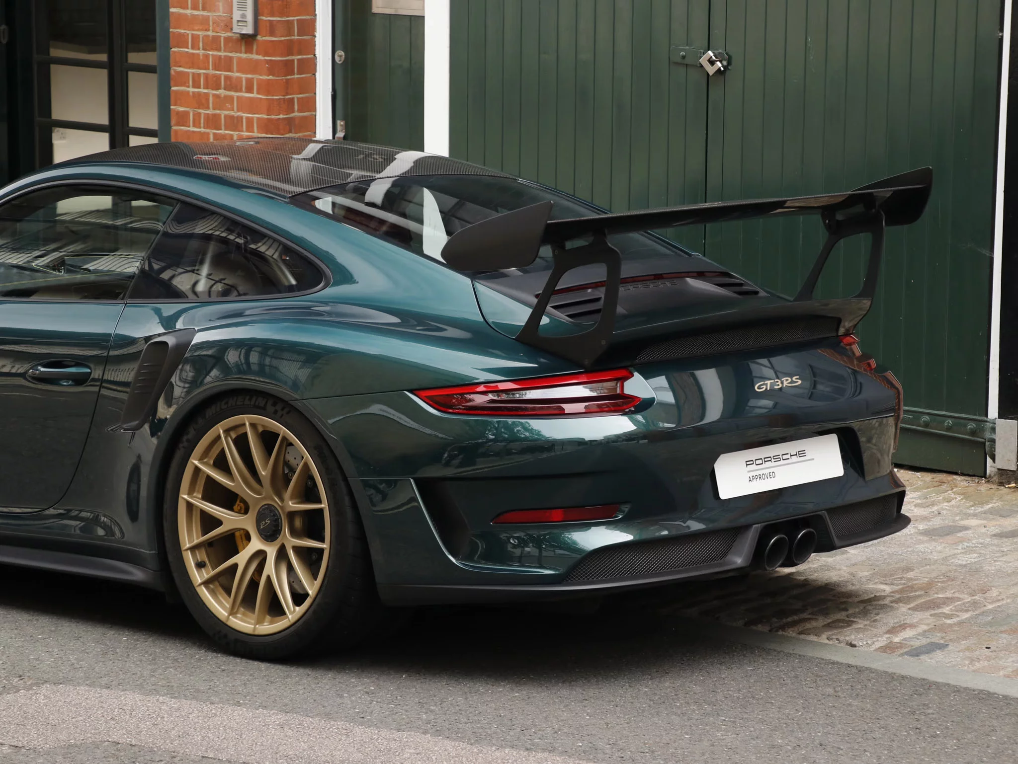 Jet Green Metallic Porsche 911 GT3 RS