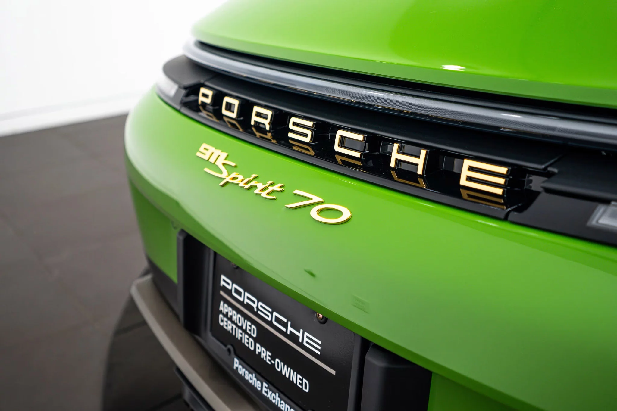 Willow Green Porsche 911 Spirit 70