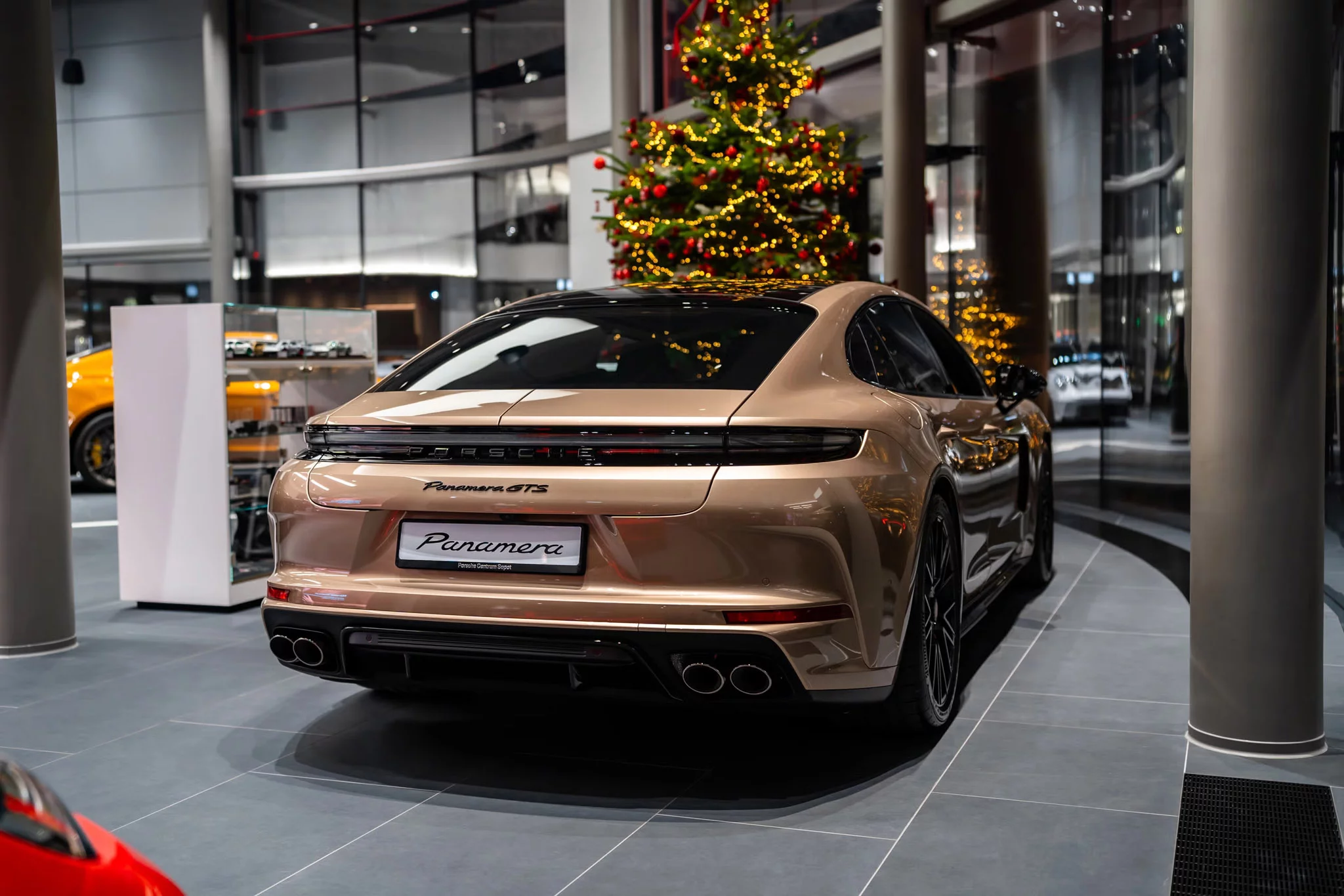 Gold Bronze Metallic Porsche Panamera