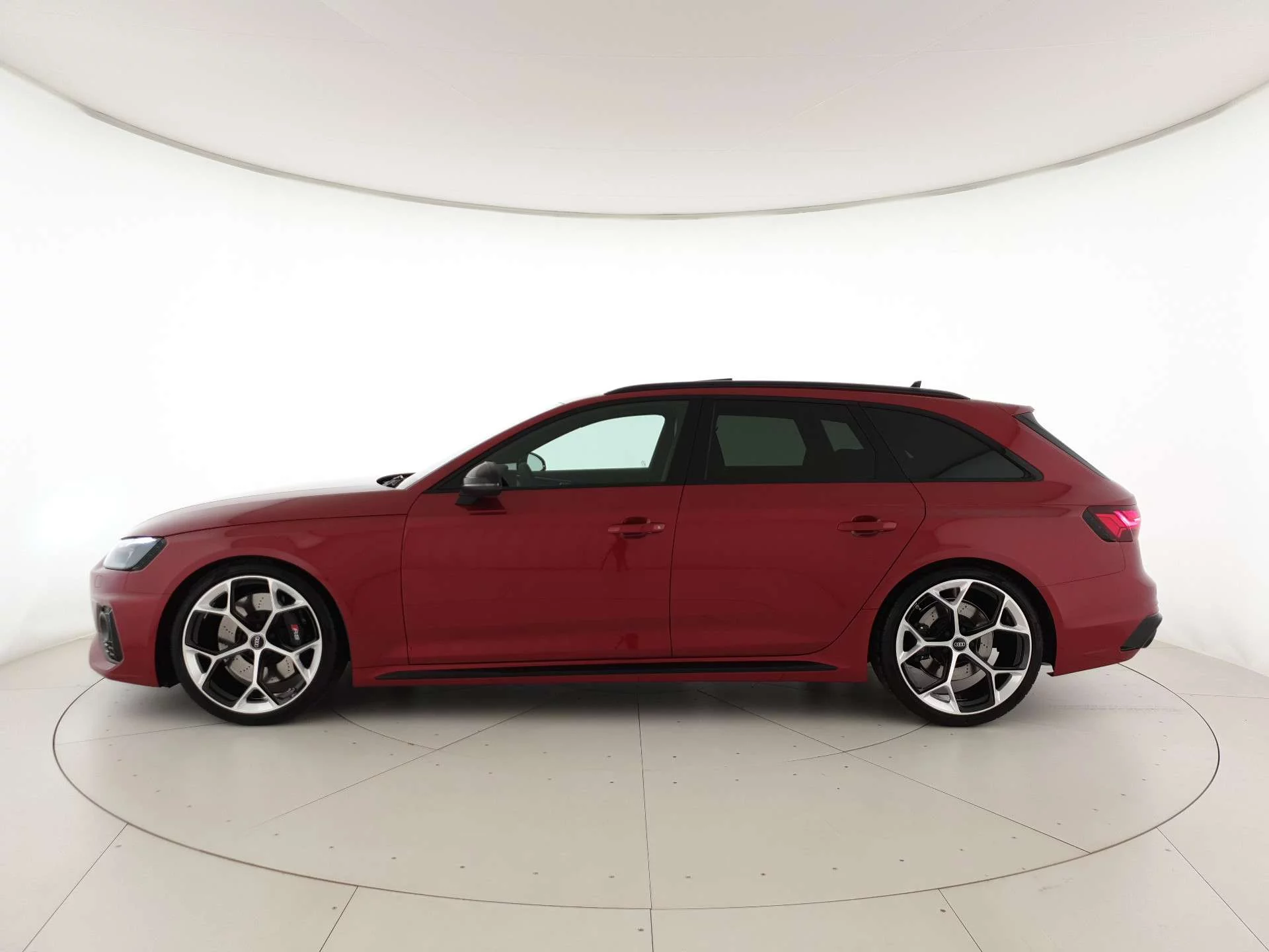 Garnet Red Audi RS4 Avant