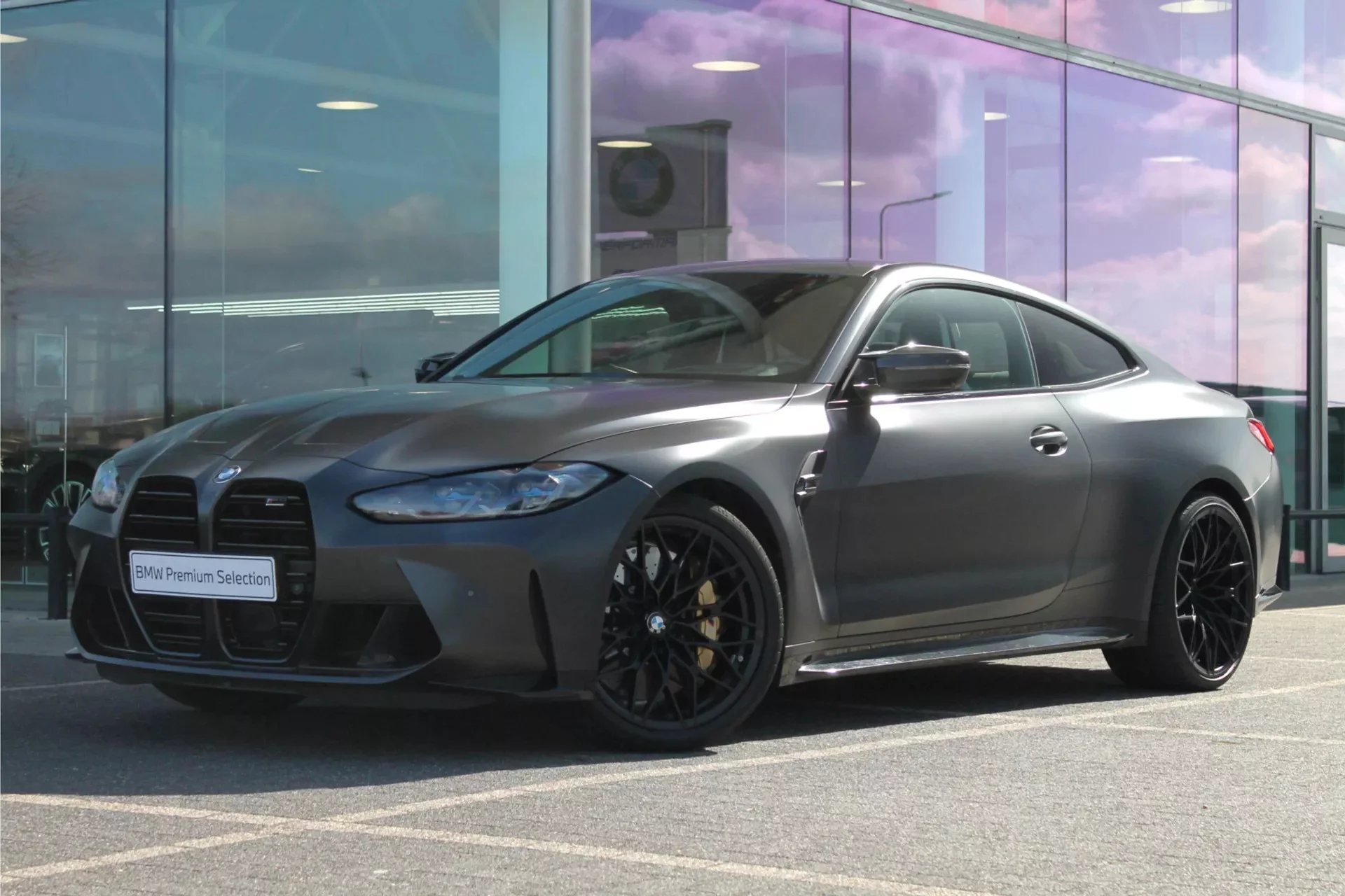 Frozen Deep Grey BMW M4