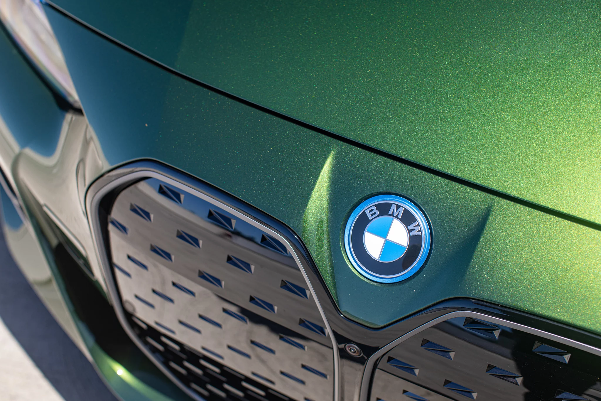 Anglesey Green BMW i4
