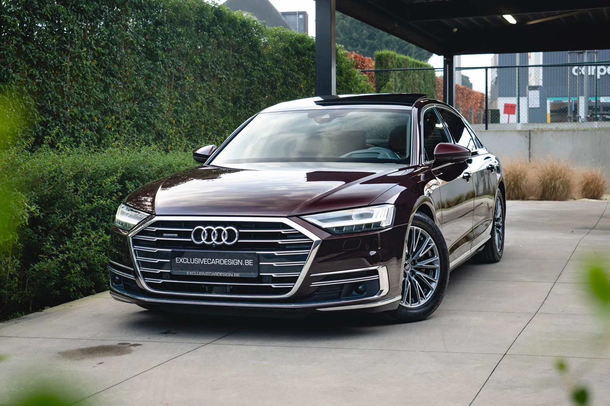 Seville Red Metallic Audi A8