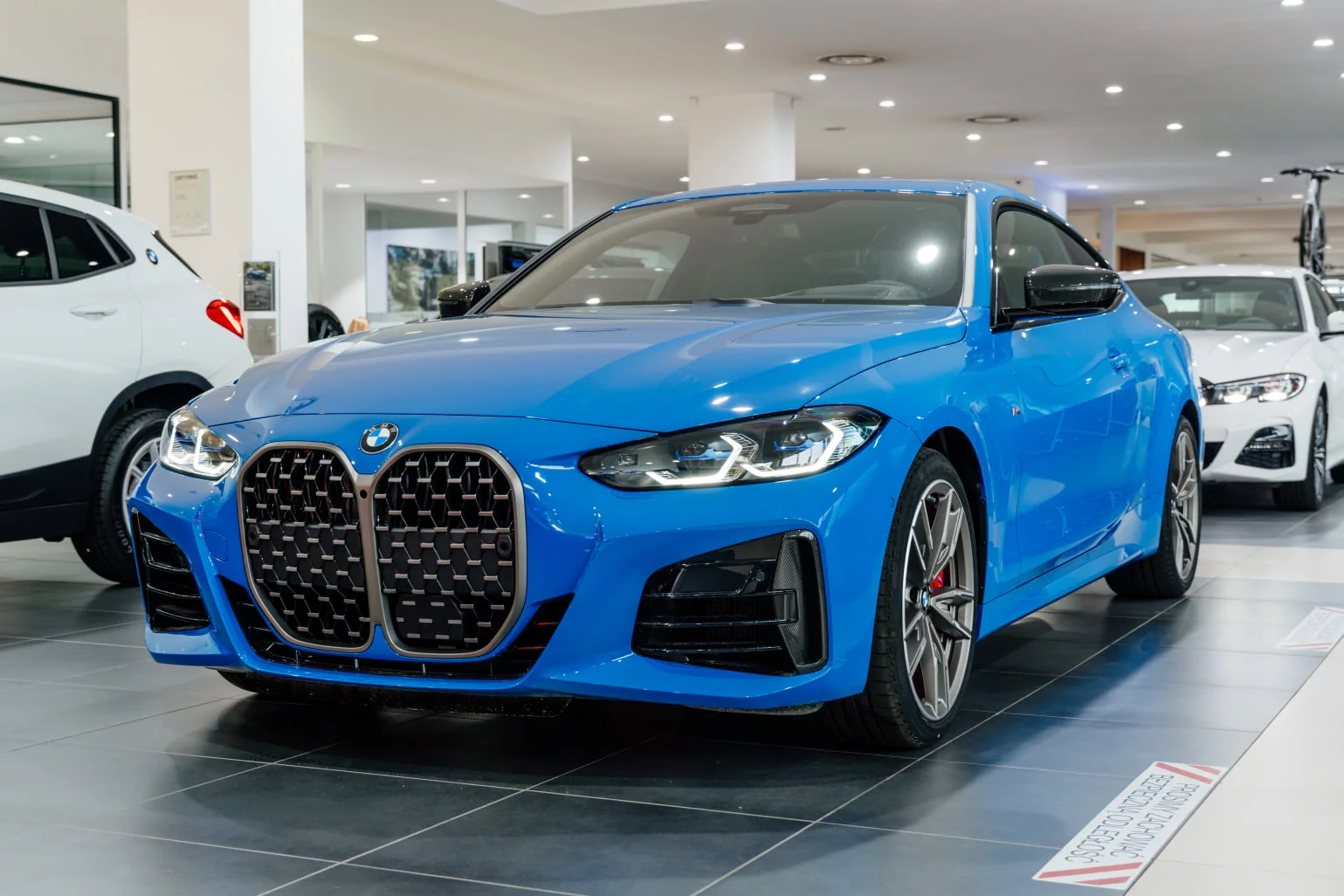 Pure Blue BMW 4 Series