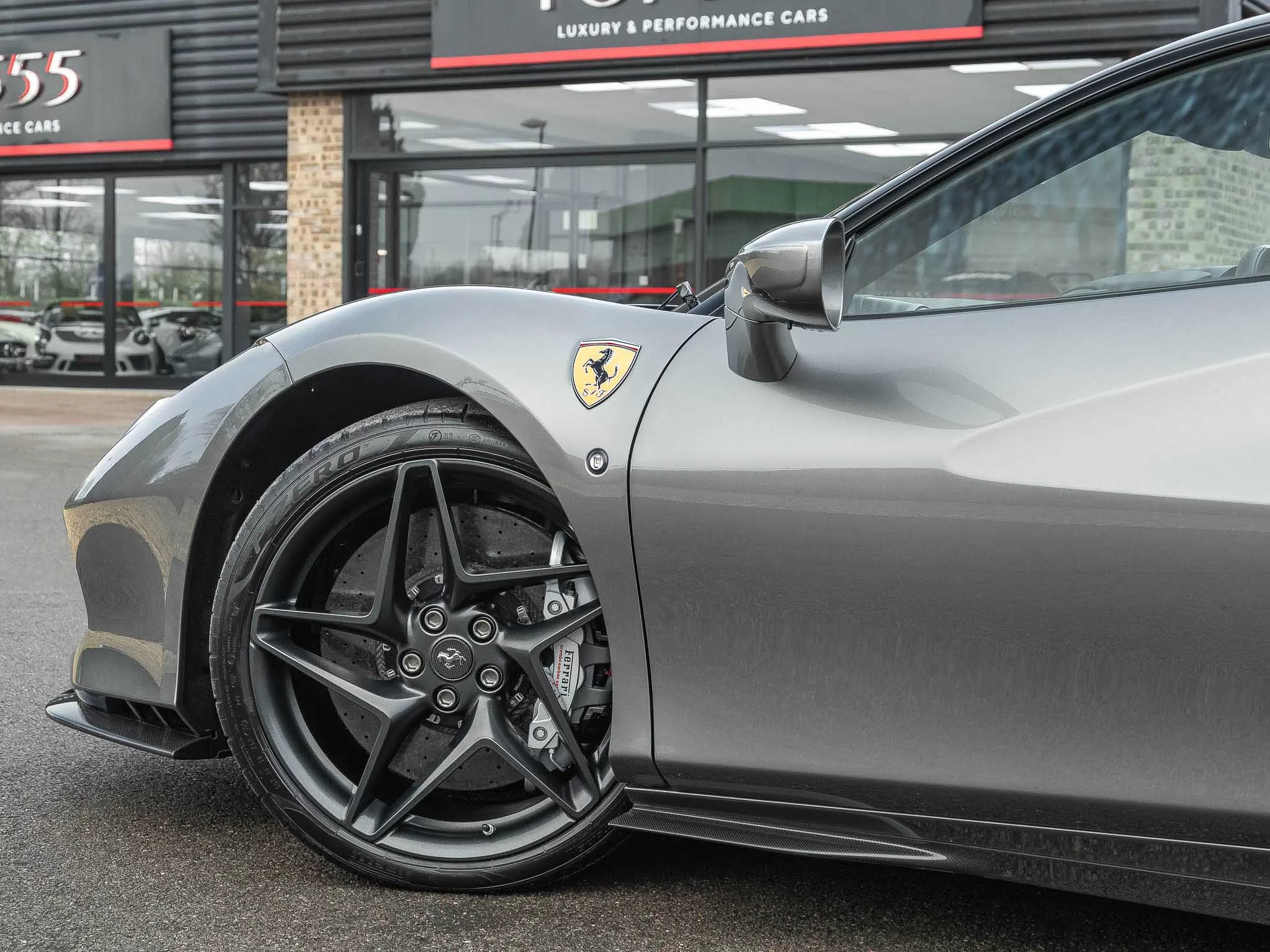 Grigio Ferro Ferrari F8