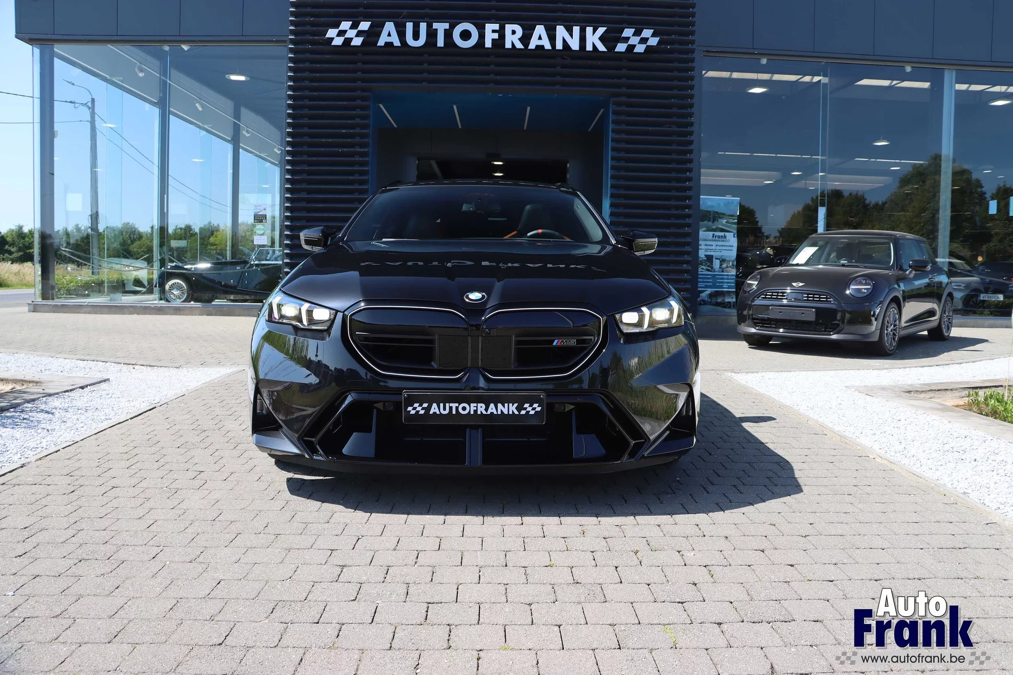 Sapphire Black BMW M5