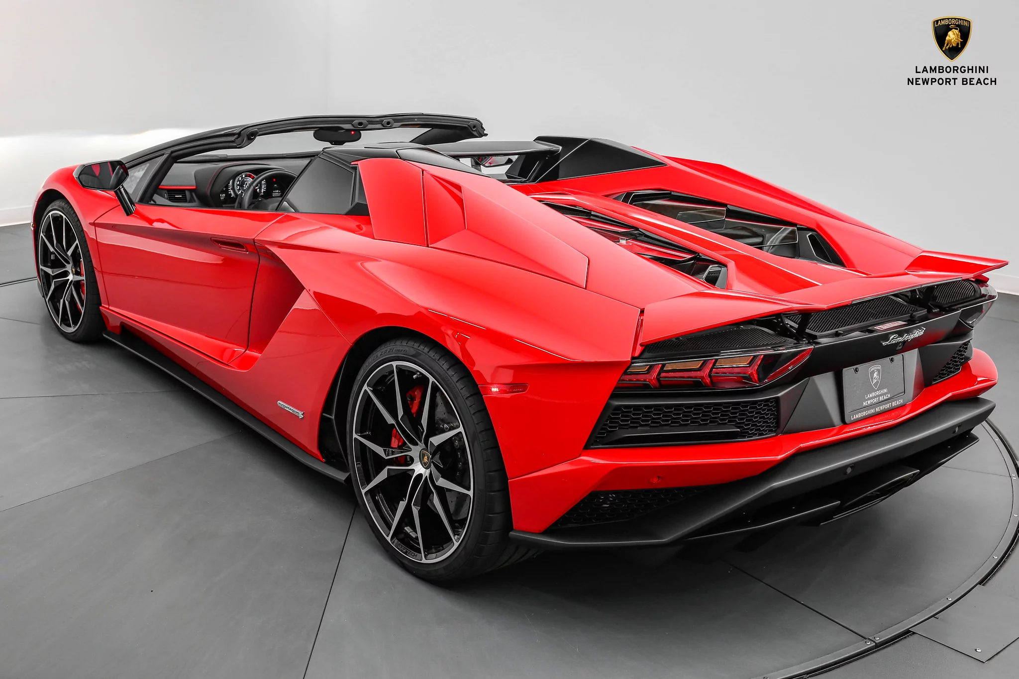 Rosso Mars Lamborghini Aventador