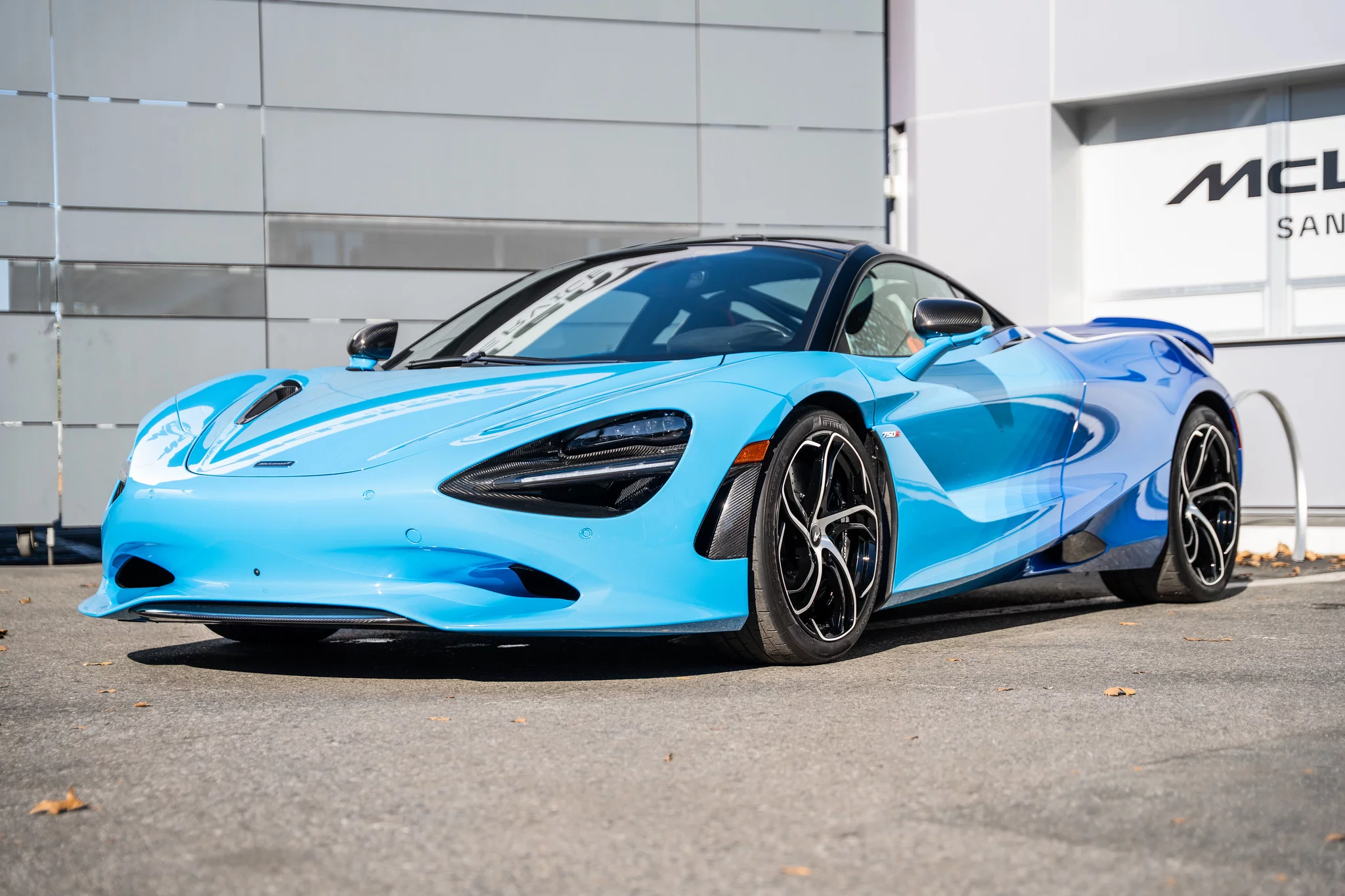 Spectrum Blue McLaren 750S