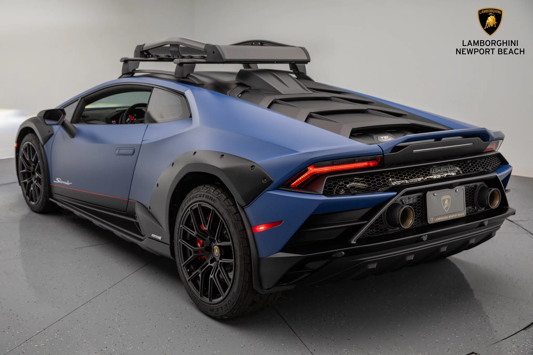 Blu Grifo Lamborghini Huracán