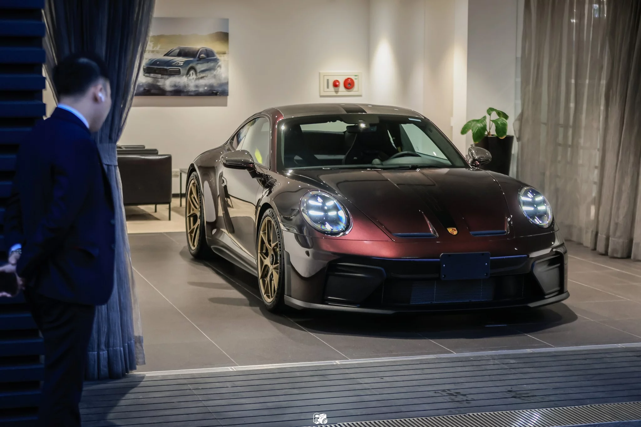Amethyst Metallic Porsche 911 GT3