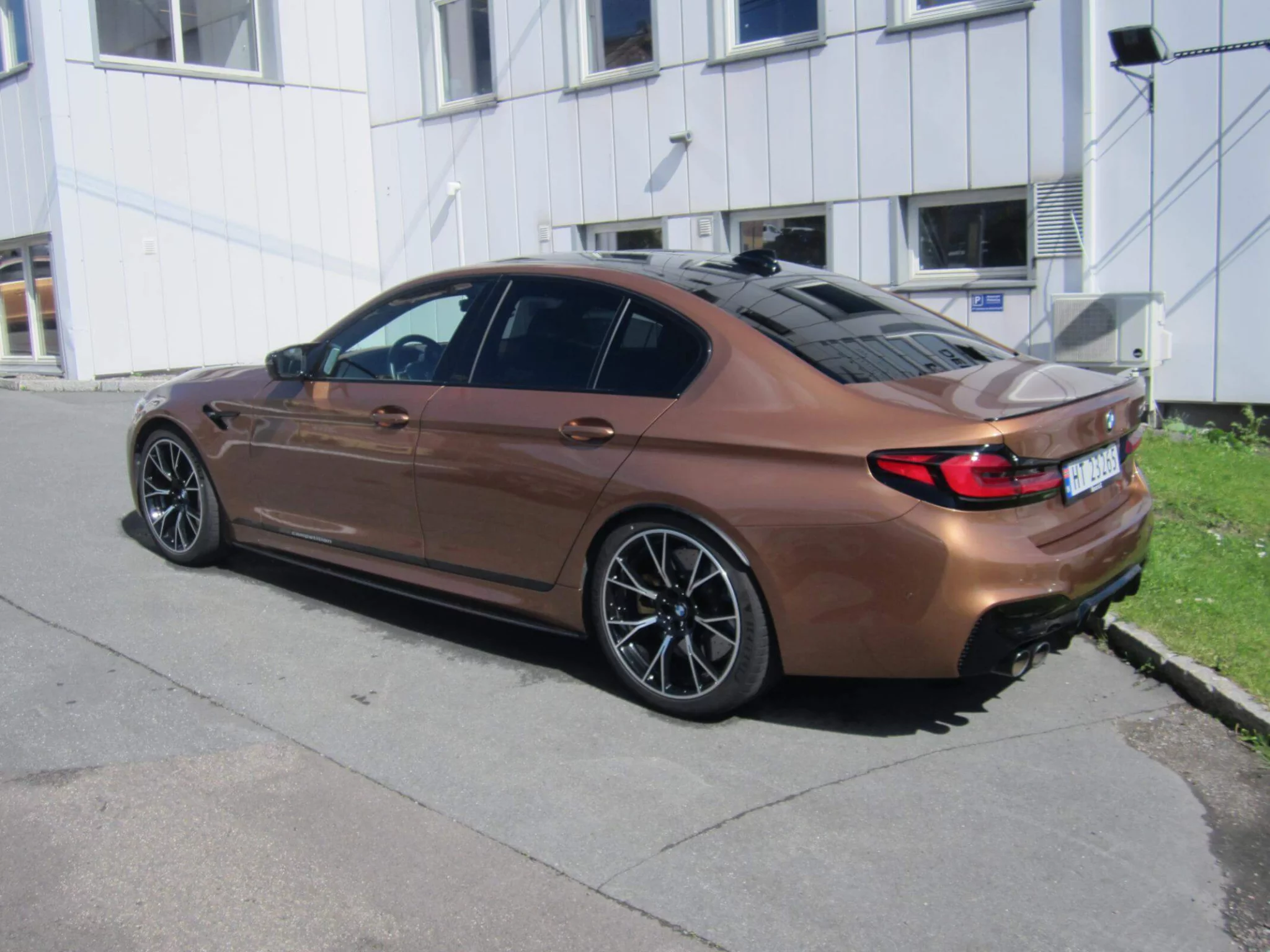 Zanzibar II BMW M5