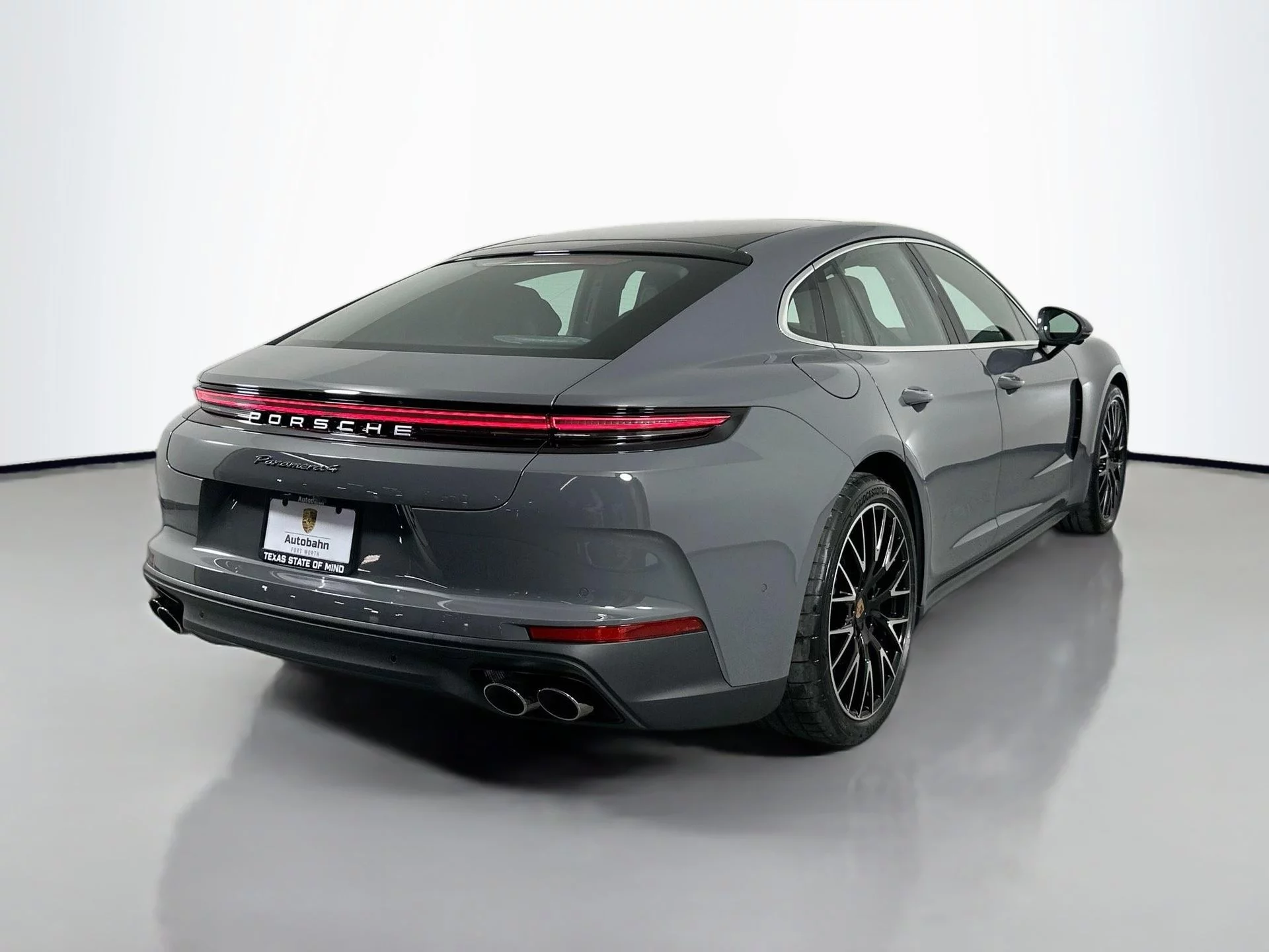 Slate Grey Neo Porsche Panamera